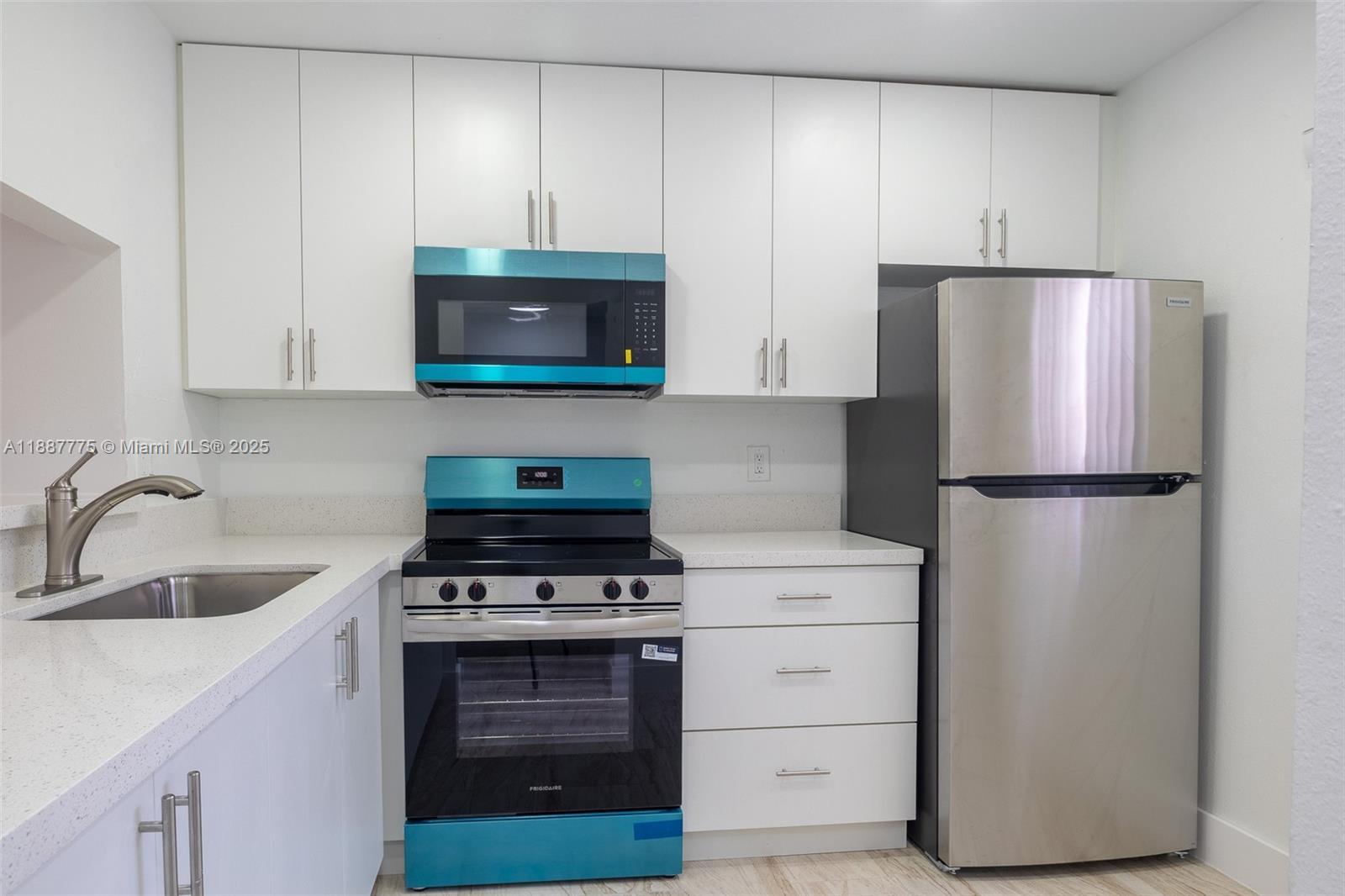 Property photo # 0