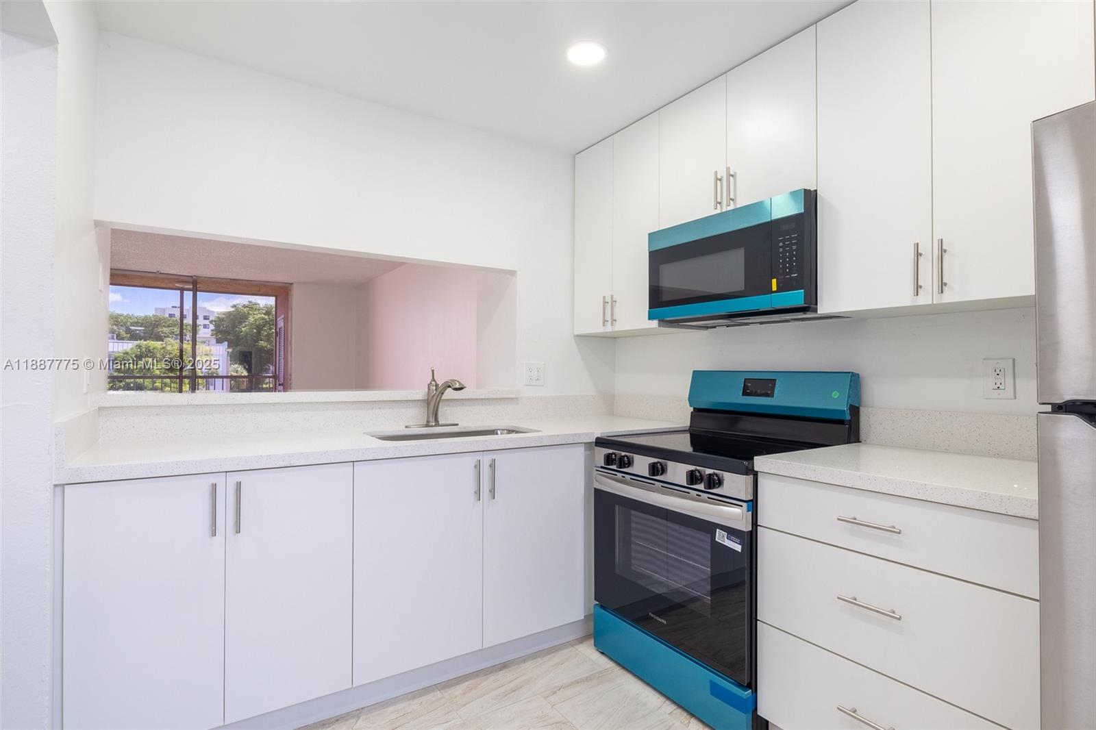 Property photo # 2