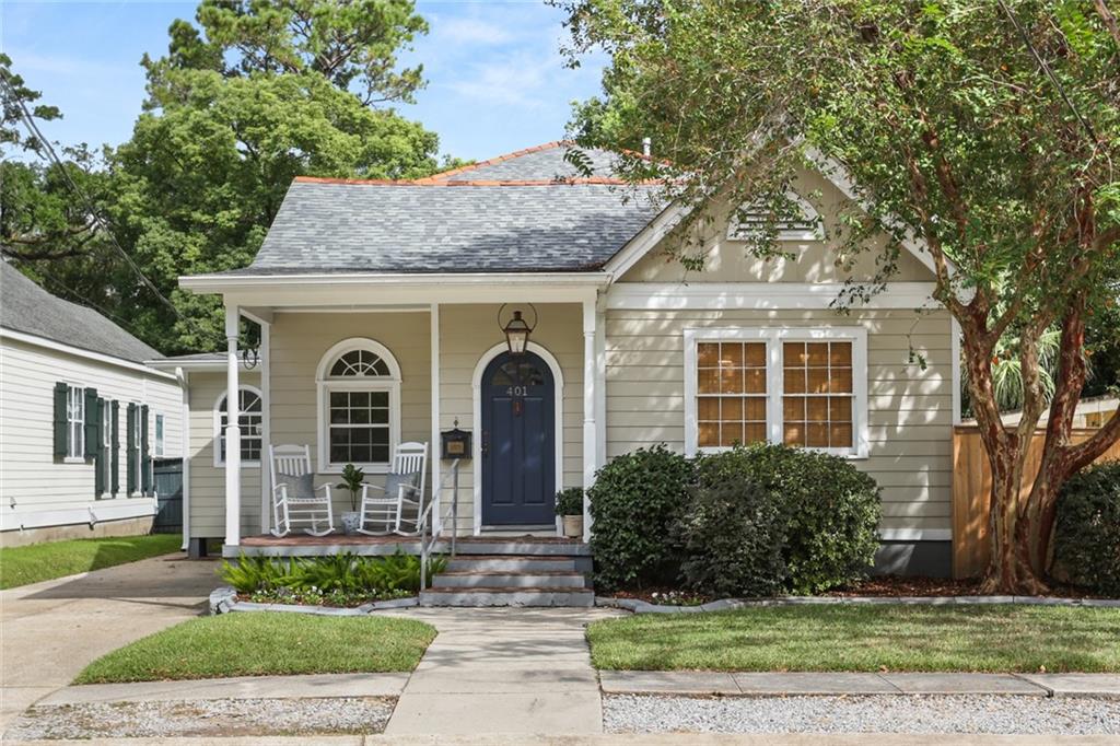 This tastefully renovated Old Metairie cottage will check every box on your must-have list beginning with a charming front porch that's perfect for that porch swing you’ve always wanted. INSIDE, you'll find a traditional floor plan with formal living & dining rooms that lead to a stunning updated kitchen featuring sleek quartz countertops & stainless appliances including a commercial-style gas range. Just beyond the kitchen, a breakfast area & spacious family room (with wet bar) span the width of the home & offer views of the large backyard. A versatile side entry doubles as a mudroom or home office, while the downstairs primary suite boasts a gorgeous, remodeled en-suite bath for the ultimate retreat. Upstairs, you’ll find 3 generously sized bedrooms & a beautifully updated guest bath with 2 sinks set in elegant Carrera marble. LOOKING TO ELEVATE YOUR OUTDOOR LIVING EXPERIENCE? The backyard offers countless possibilities. There’s ample room for entertaining on the oversized composite deck, a paved area for kids to ride bikes & scooters, a large detached building with electricity (think workshop, studio, or conversion to an outdoor kitchen & living space), & plenty of grassy space left over to add a play structure or that pool you’ve always envisioned. Enjoy peace of mind with a recently painted HardiePlank exterior, roof & gutters that are less than 5 years old, & a desirable X-Flood Zone location.