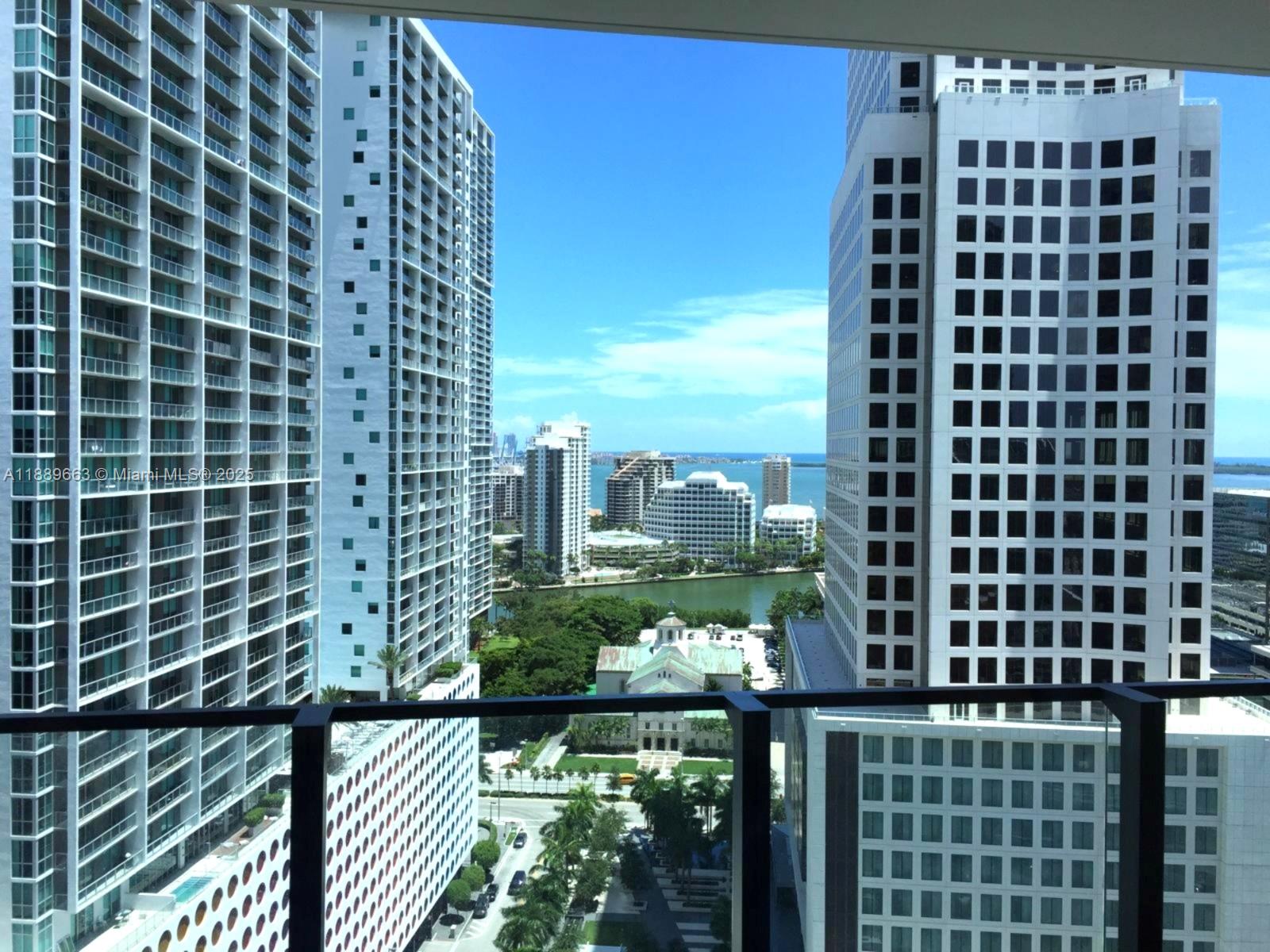 Rare 2-bedroom plus den residence at Reach, Brickell City Centre. Luxury appliances, decorator-designed closets, and  bathrooms, this home is beautifully finished and move-in ready.
Enjoy sweeping skyline views of Brickell and Downtown, stretching all the way to the water. The den is ideal for a home office, guest room, or media space.
Reach places you at the heart of Brickell with direct access to Brickell City Centre, Miami’s premier shopping and dining destination. Beyond your doorstep, enjoy easy access to major roadways, the Miami International Airport, Coconut Grove, Key Biscayne, and South Beach. You’re also just minutes from the Adrienne Arsht Center, Pérez Art Museum, and Frost Science Museum, making this a prime location for both convenience and culture.