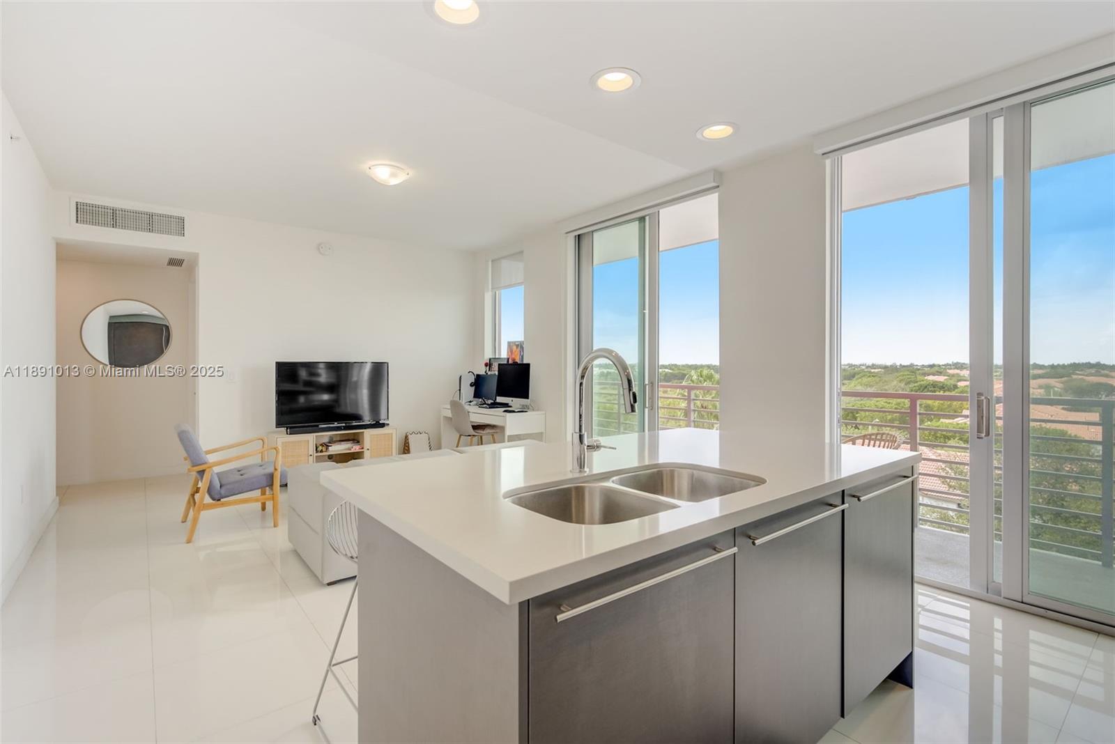 Property photo # 7