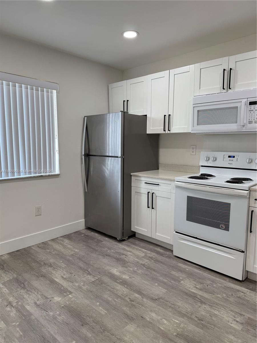 Property photo # 9