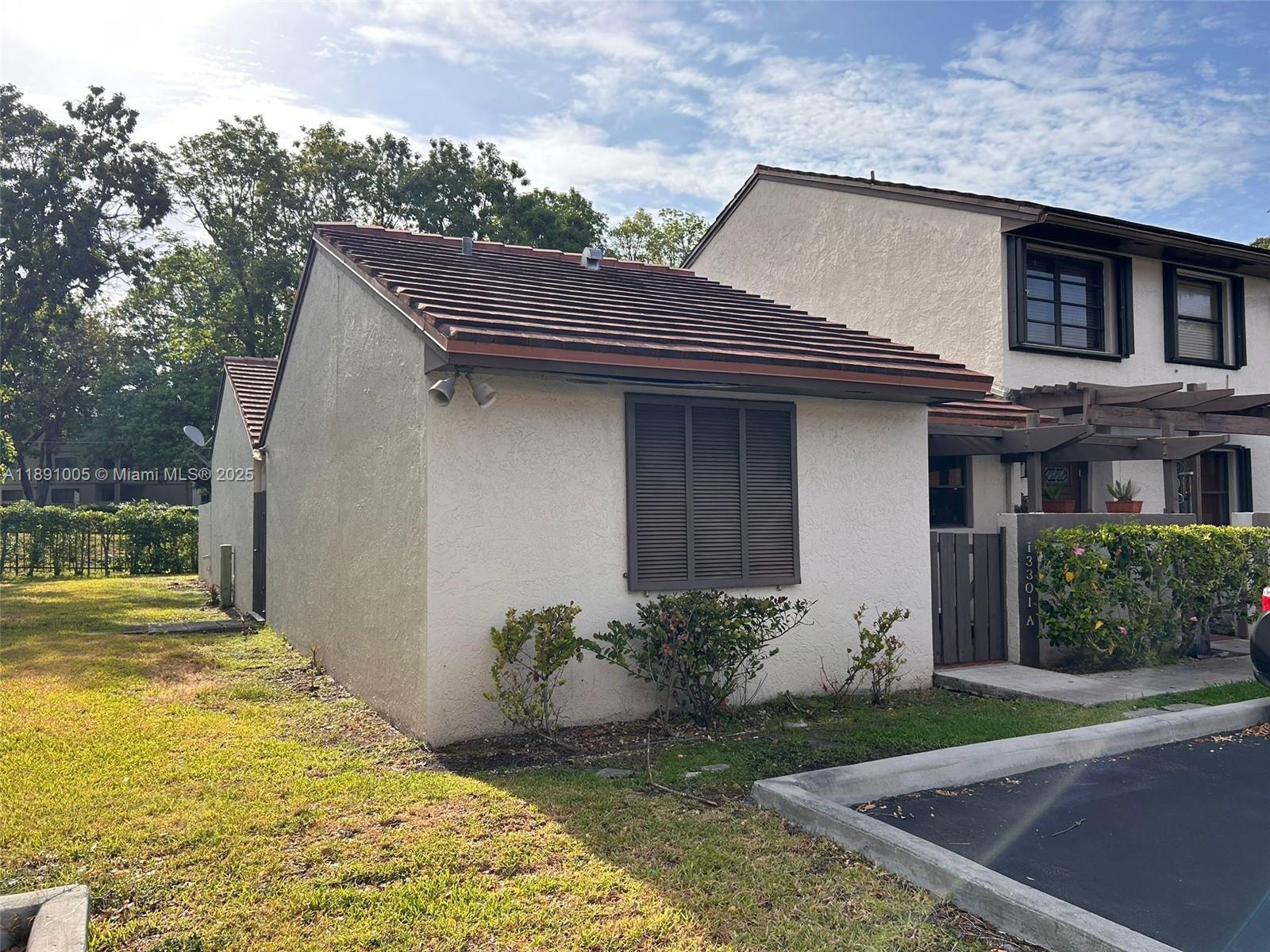 Property photo # 3