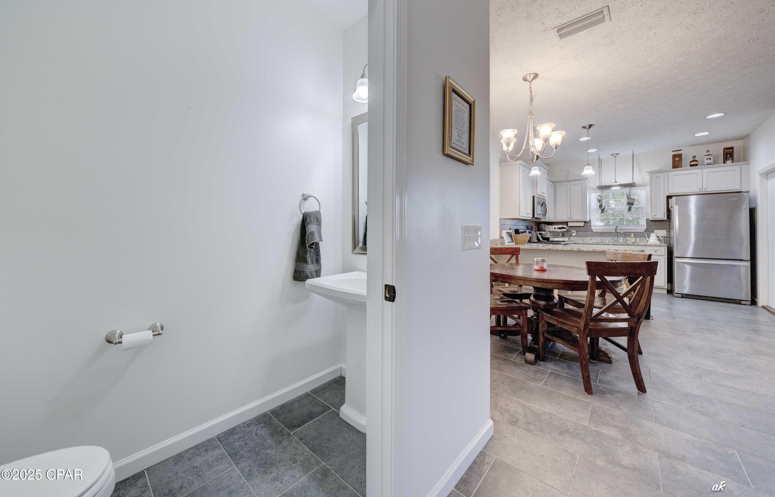 9bzua9qci_9bolahgqiomuxtfy22dguxq5rcssrfqla