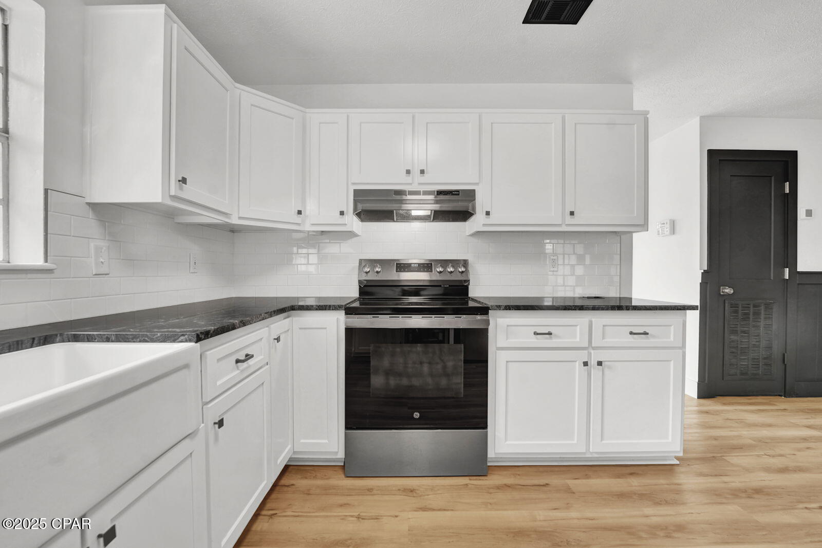 Image 13 For 6519 Olokee Street