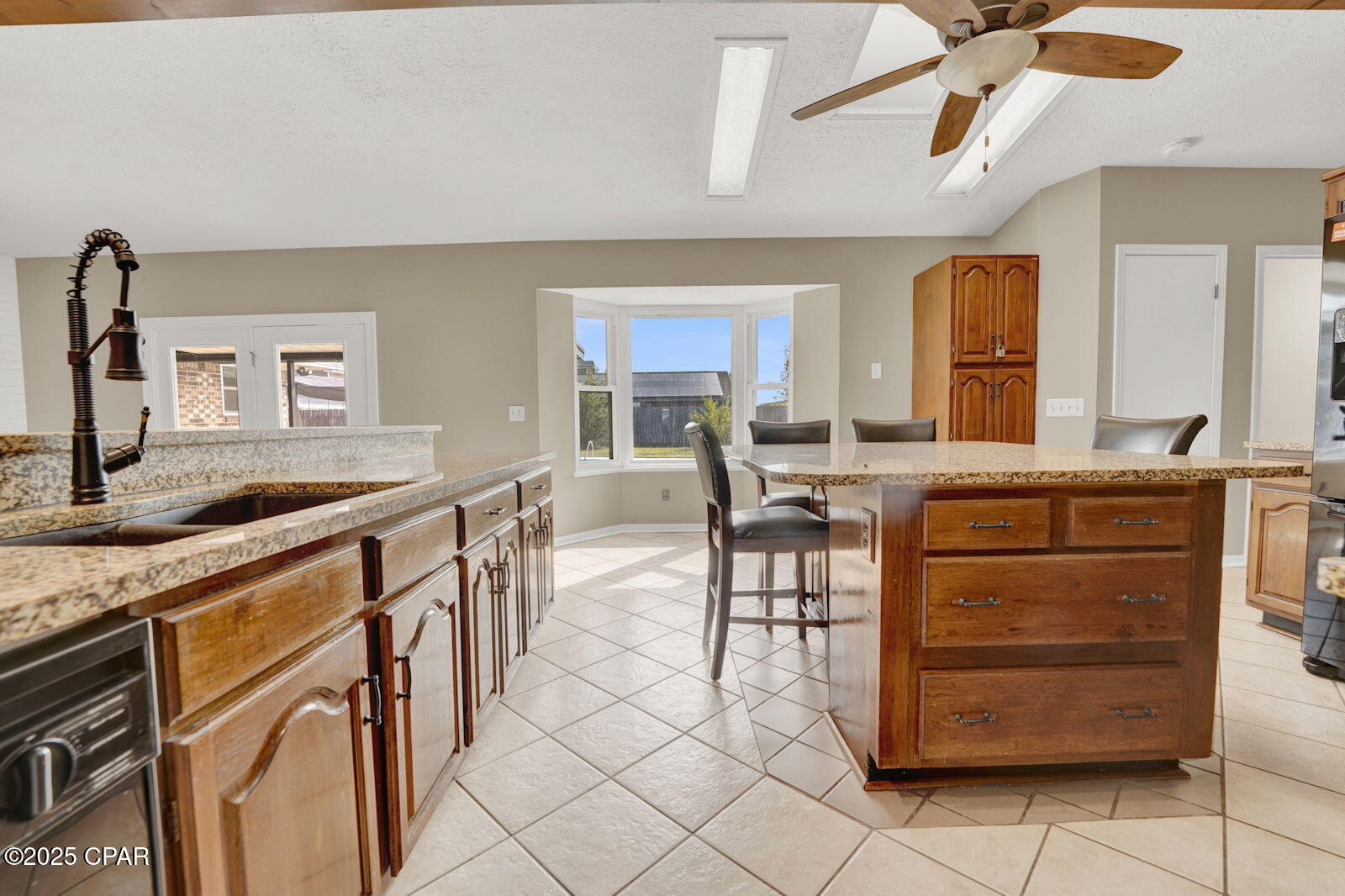 7bt4ykq1 L_vr5 Zrwxq10tsxvew6f3k0k3d39ujhyw