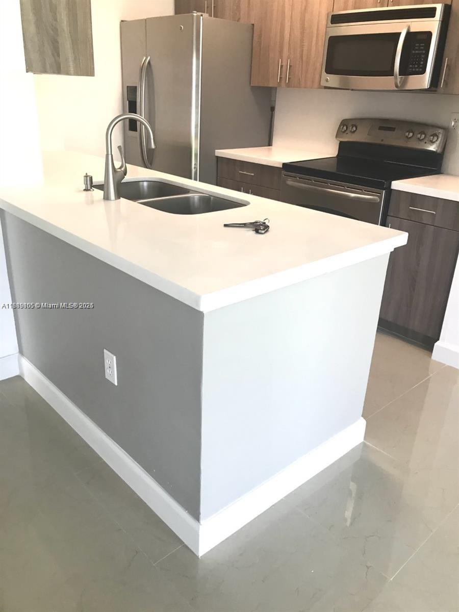 Property photo # 6