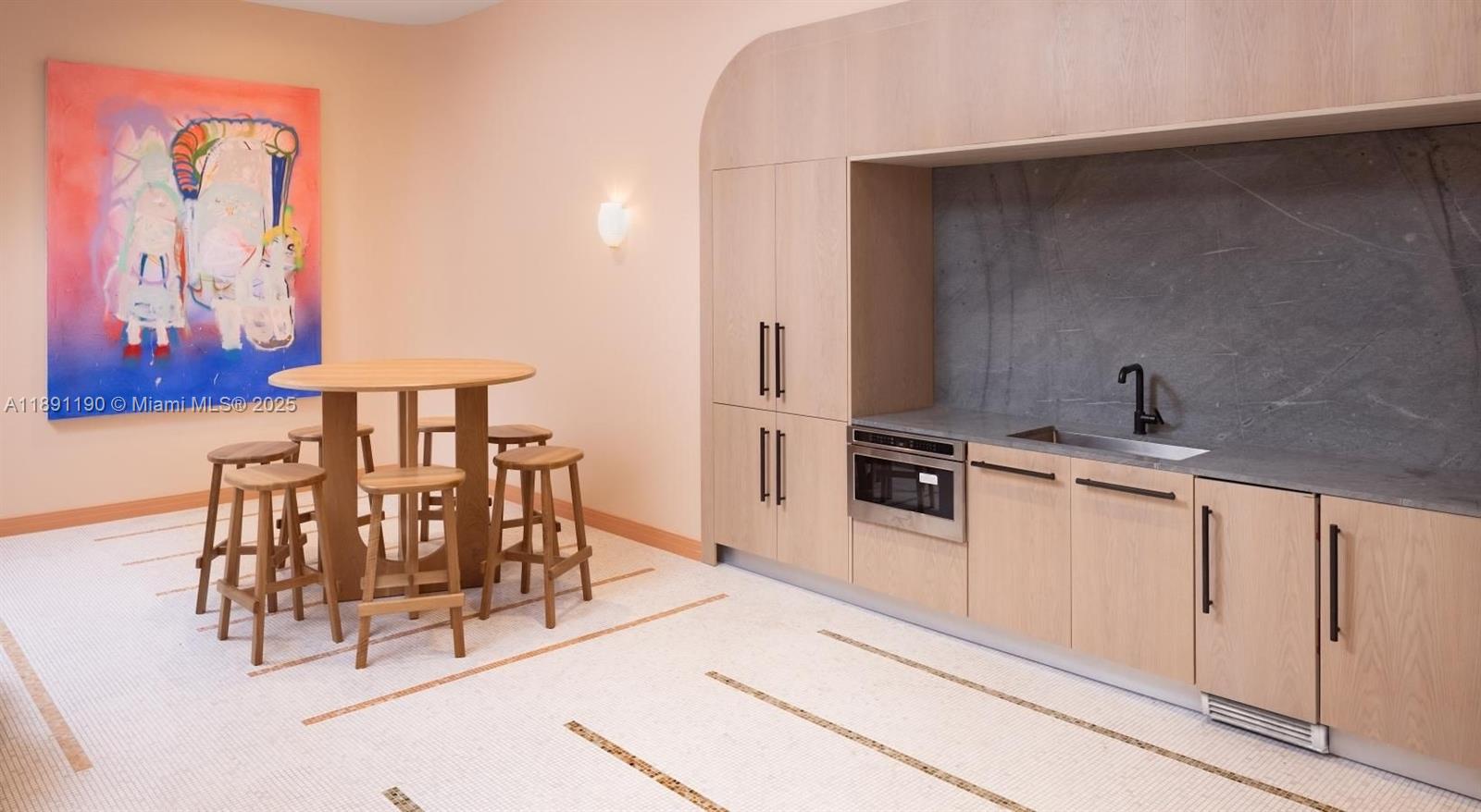 Property photo # 6