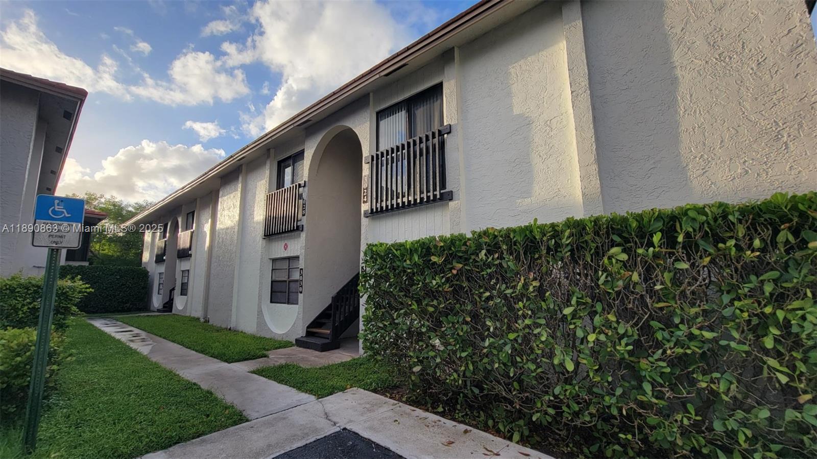 Property photo # 0