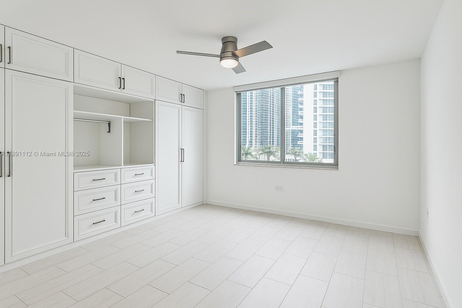 801 Brickell Key Blvd Unit 908, Miami, Florida 33131