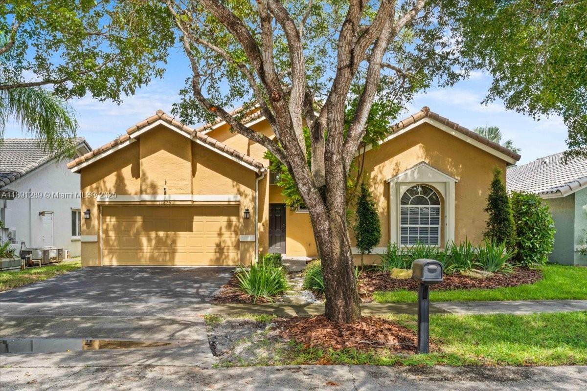 11575 Quayside Dr, Cooper City, Florida 33026