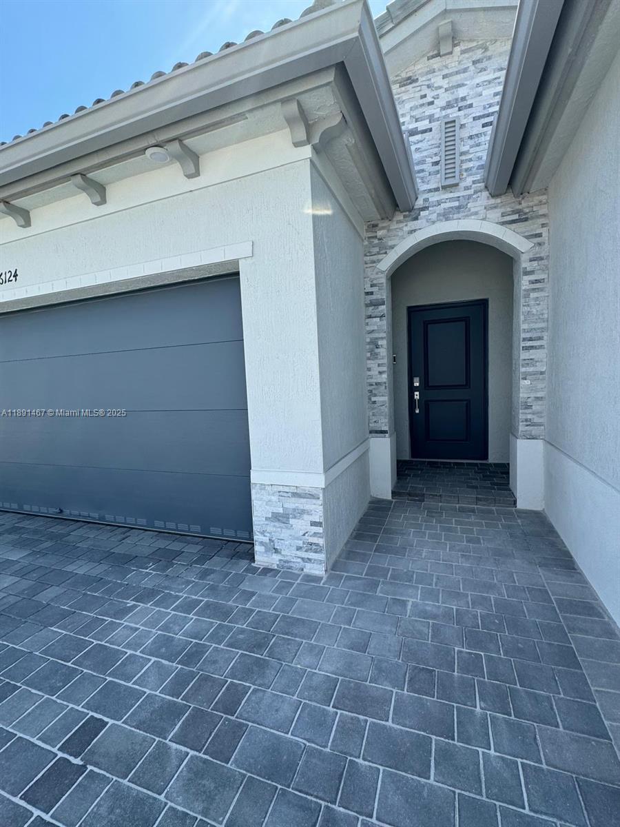 Property photo # 2