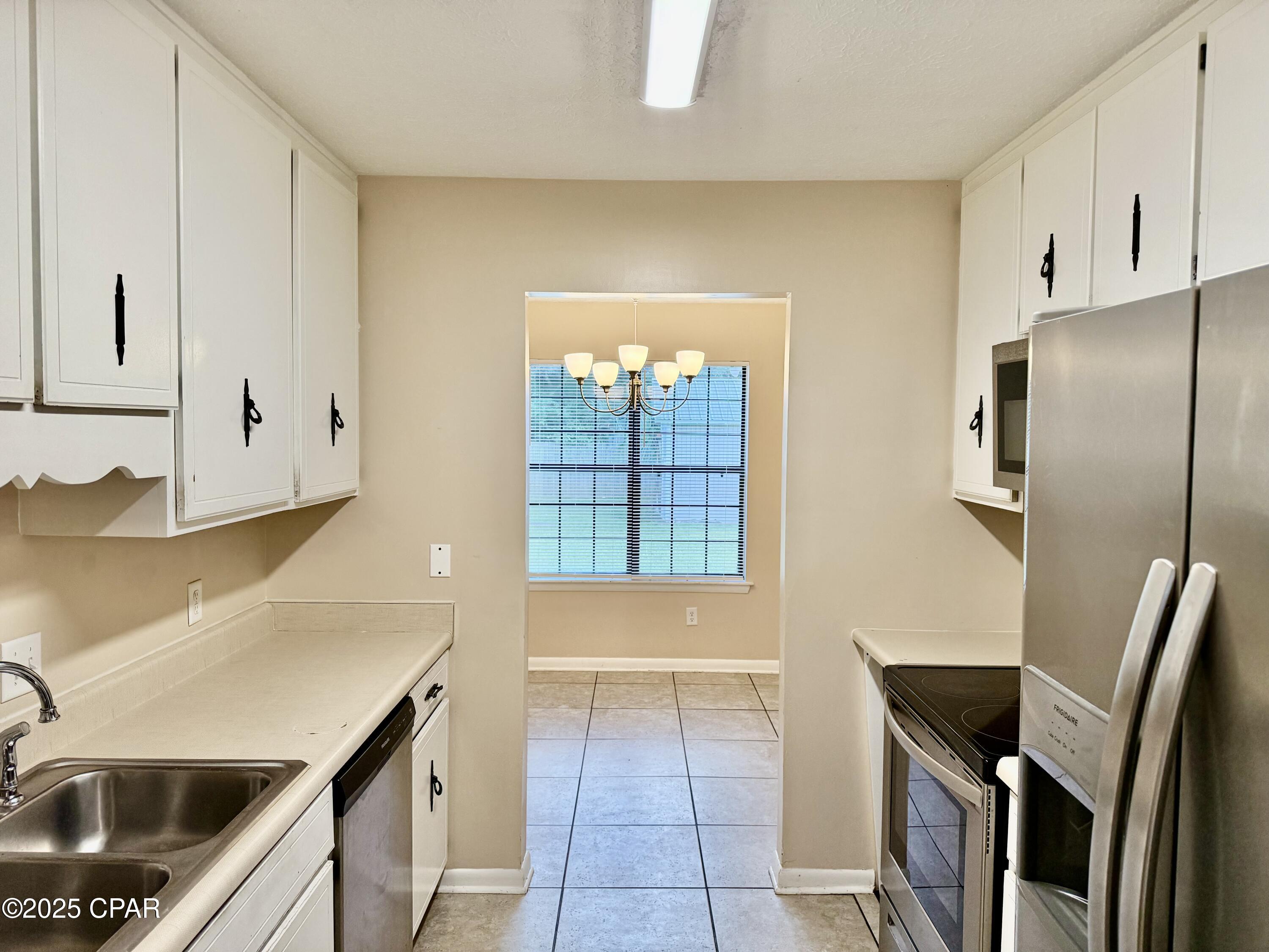 R1cbb2b1l41ixq6ft5iw4v E4kpflzyg7qk Sgu4r6w