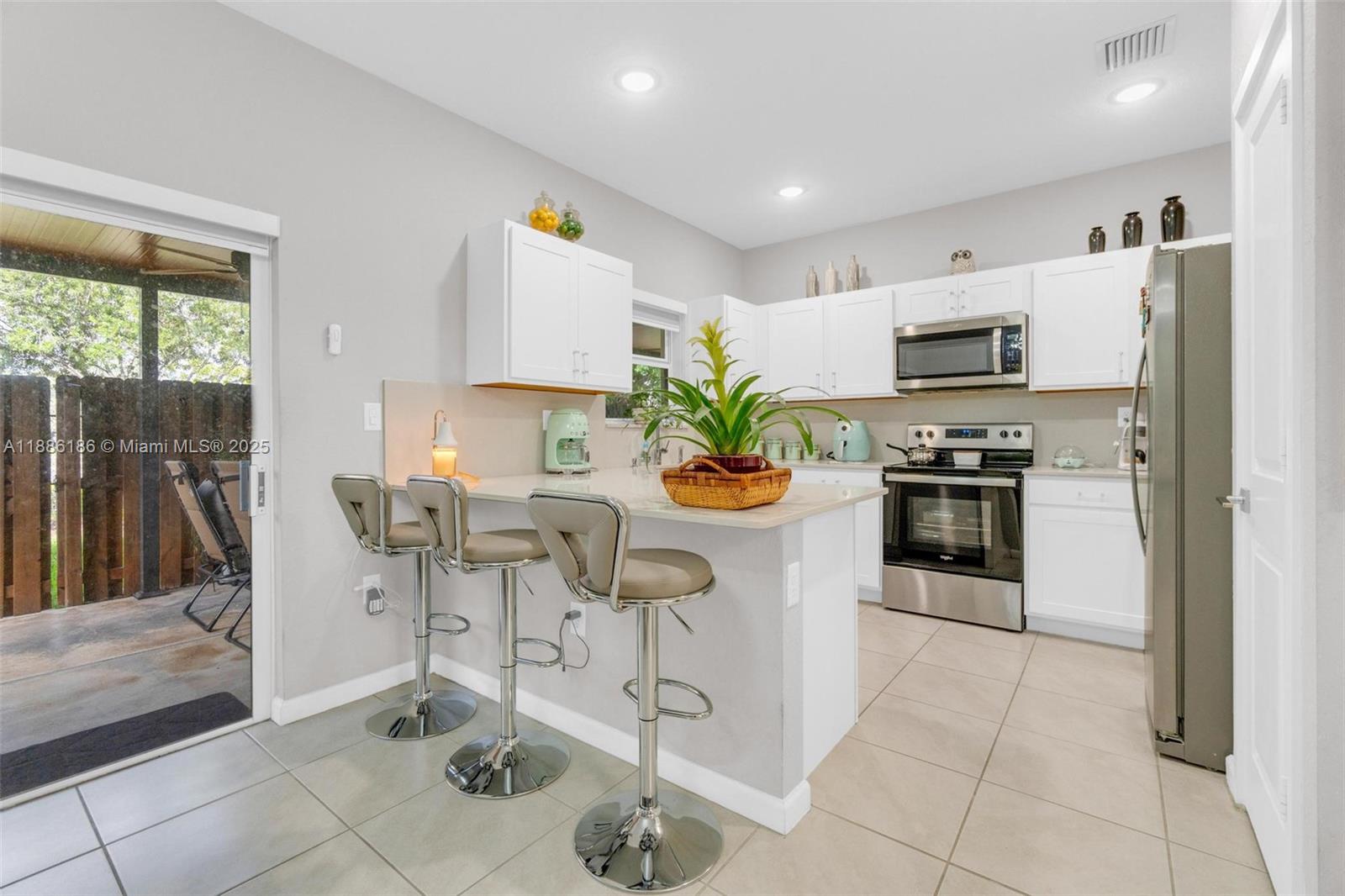 Property photo # 2