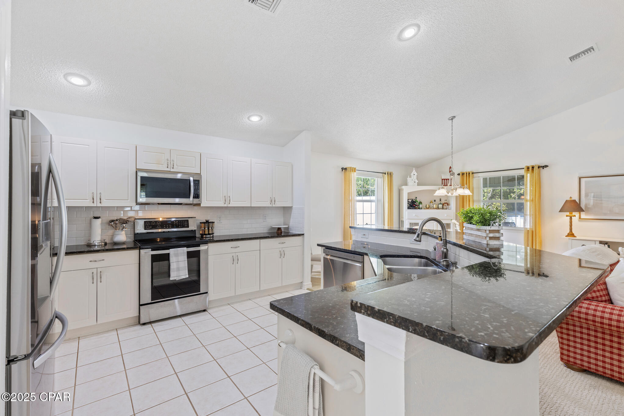 38vvxj1y6jeo8bq2gxftfgiduia6epjae0vg9boq0_g