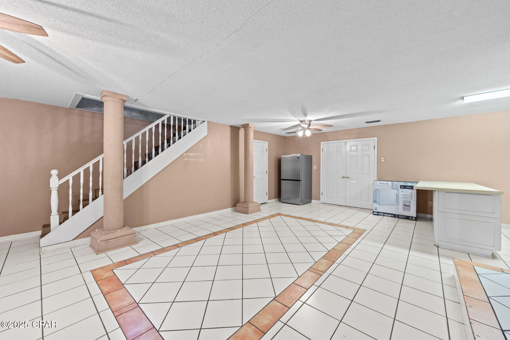 Image 13 For 301 Fairway Boulevard