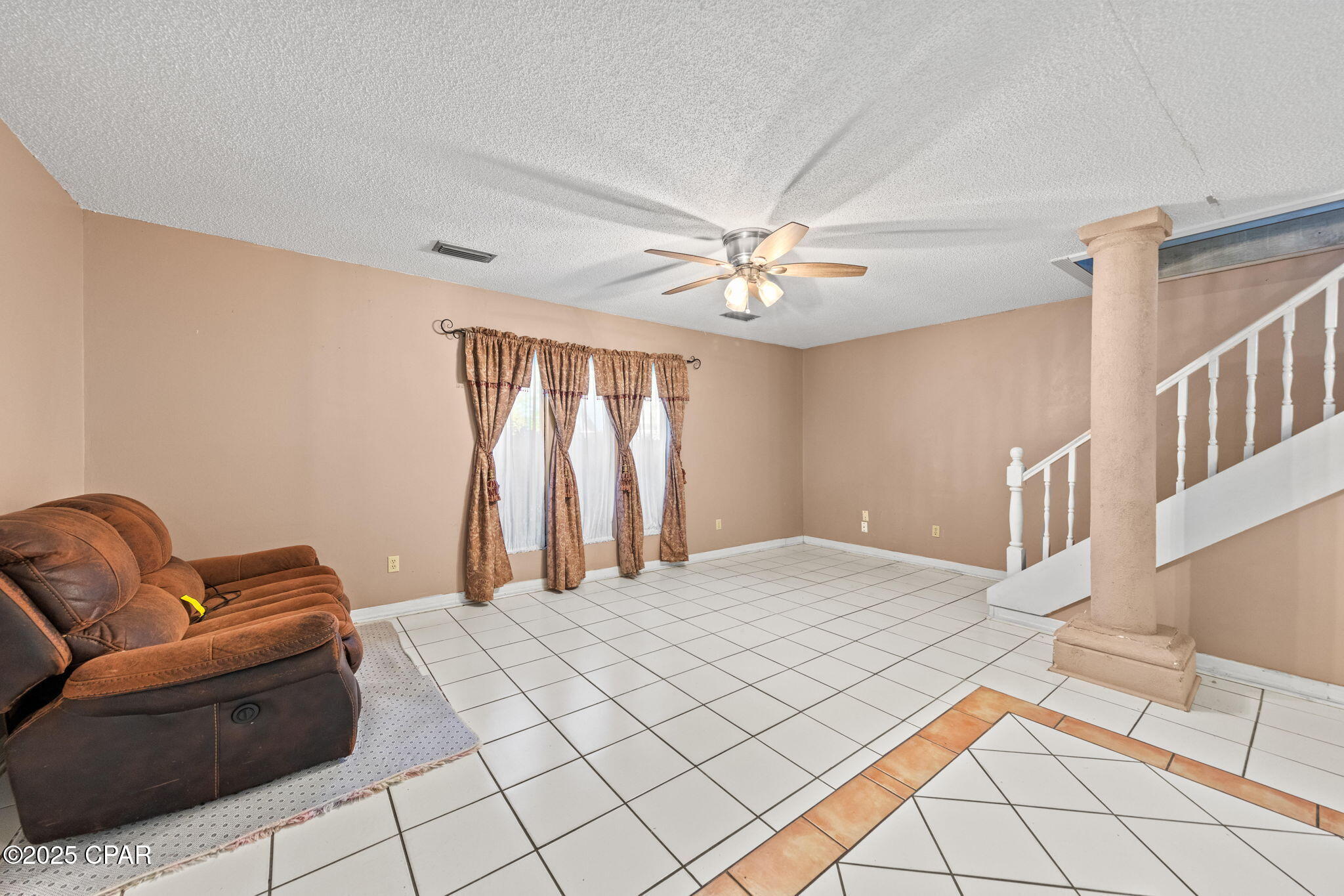 Image 18 For 301 Fairway Boulevard