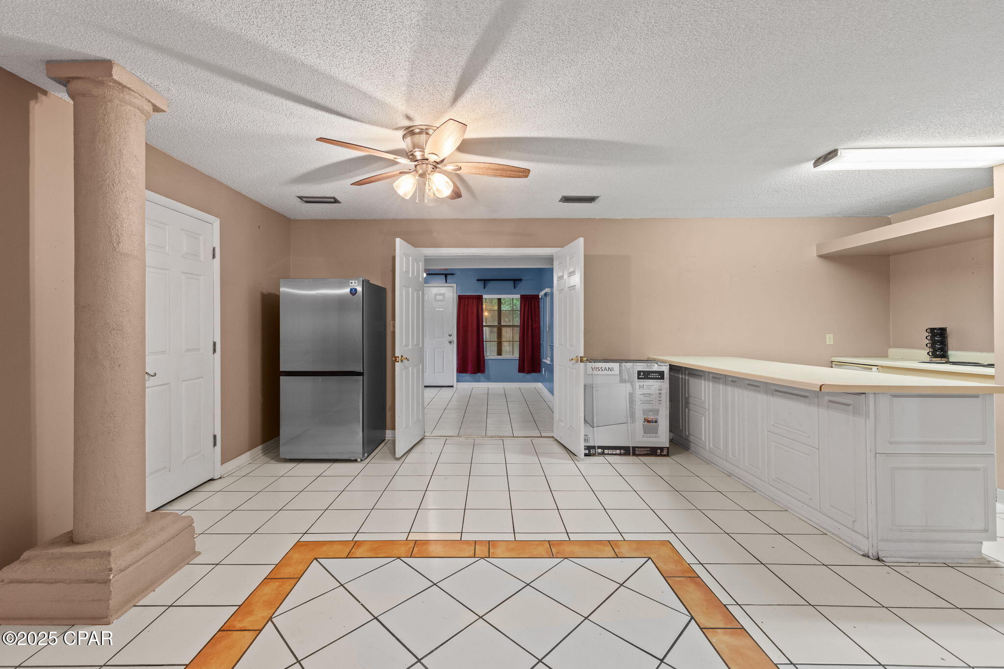 Image 21 For 301 Fairway Boulevard