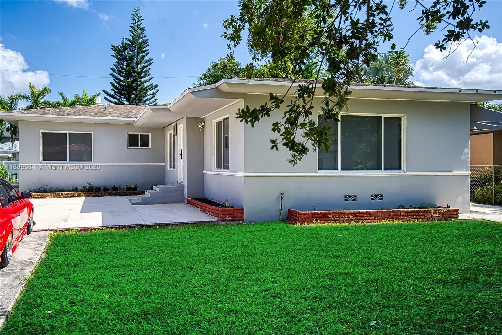 Property photo # 0