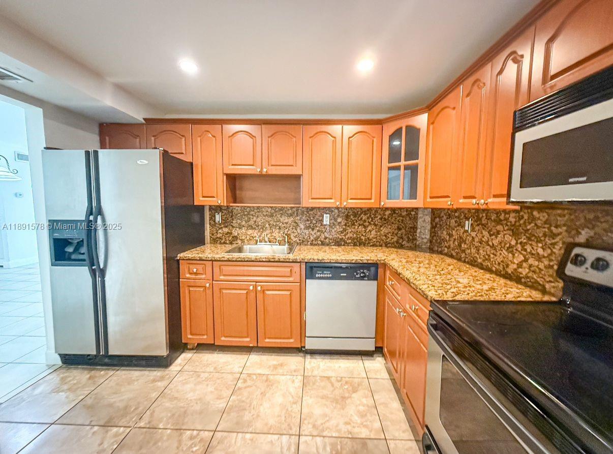 Property photo # 0