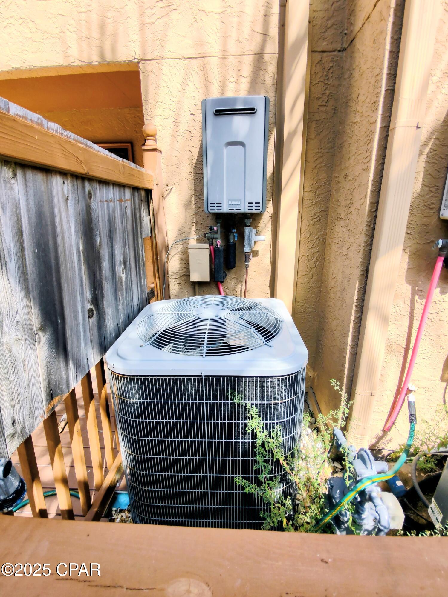 Image 20 For 246 Grande Island Boulevard