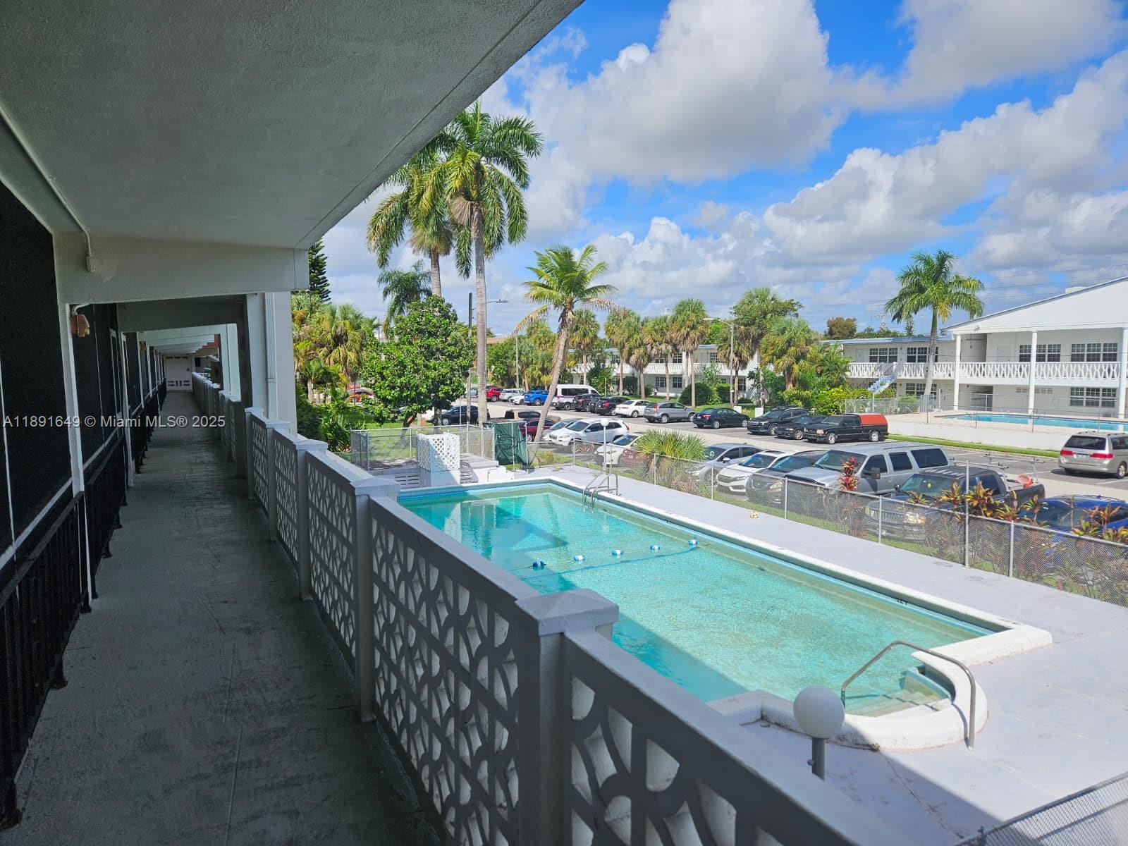 Floridian Arms Condo