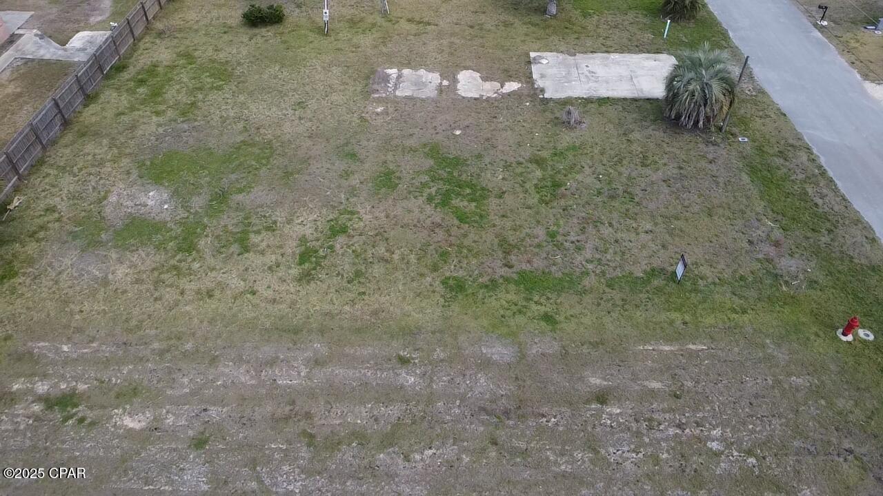 Image 8 For 201 Louisiana Drive