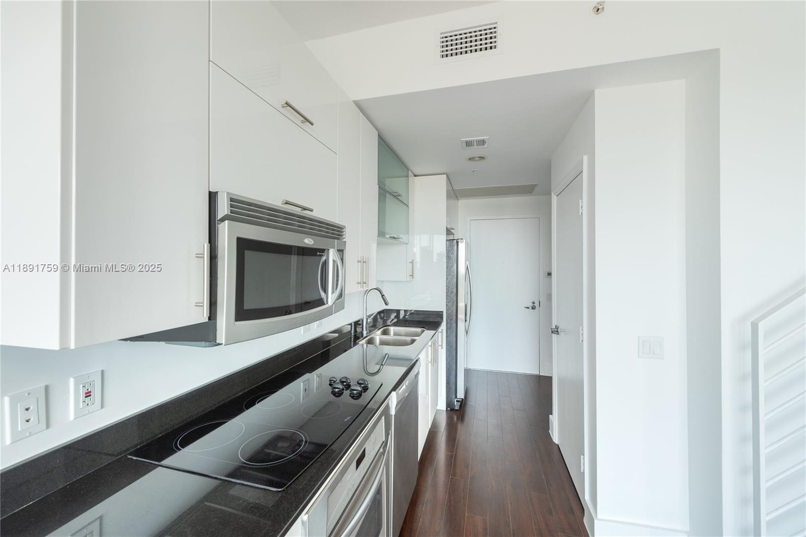 Property photo # 4