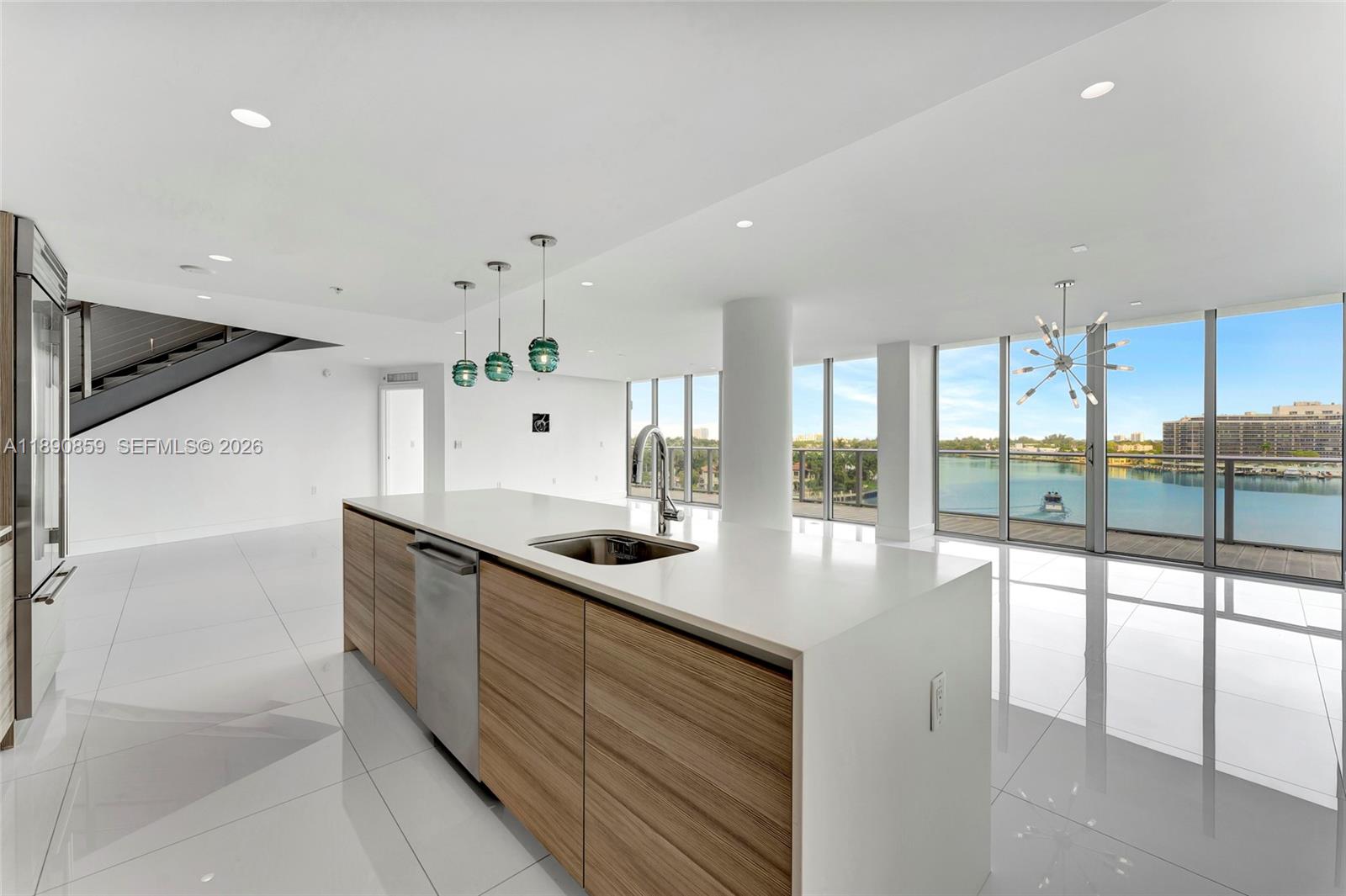 6620 Indian Creek Dr Unit P H711, Miami Beach, Florida 33141