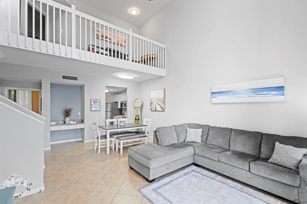 Village At Abacoa Condo