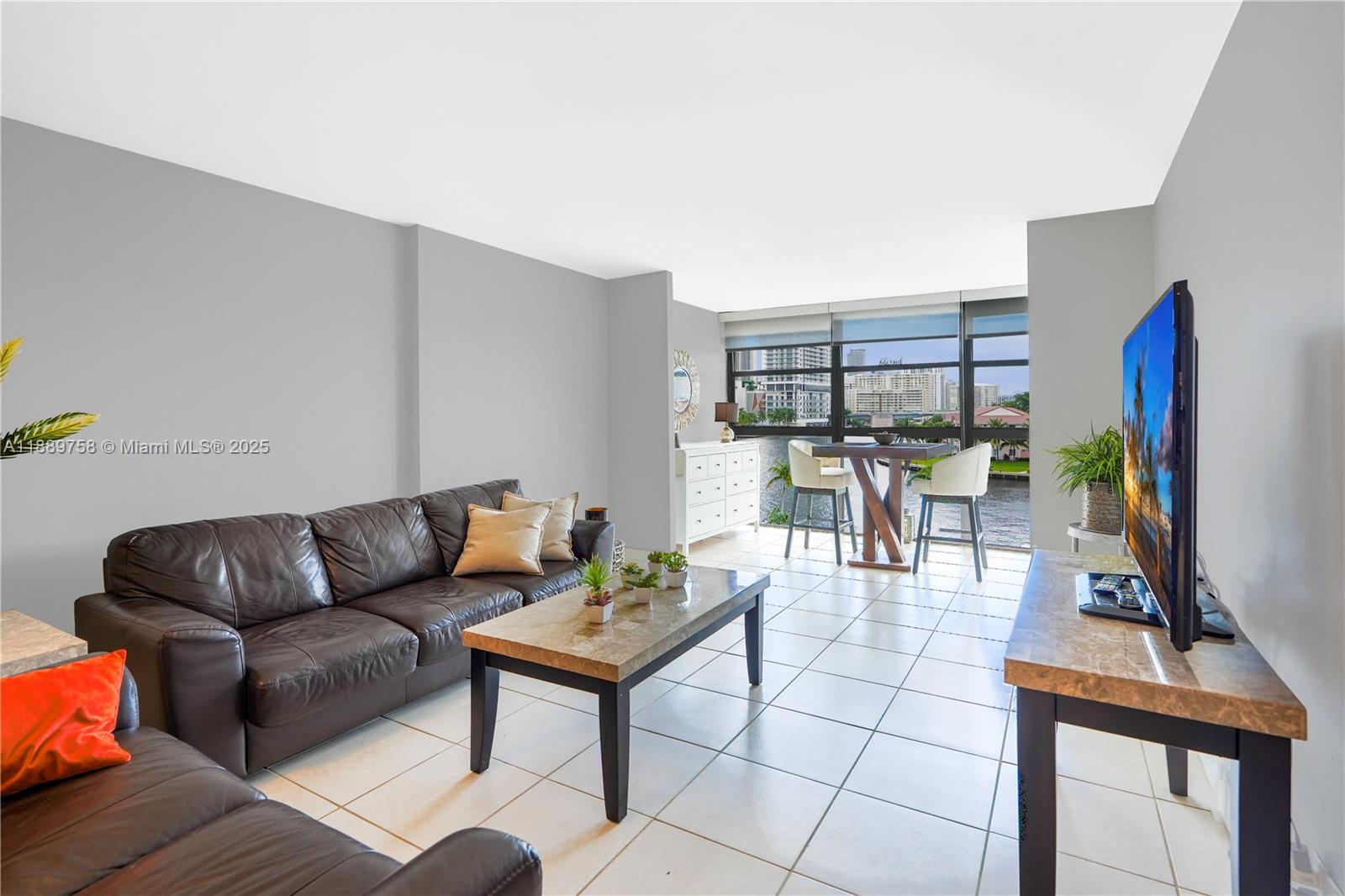 Property photo # 7