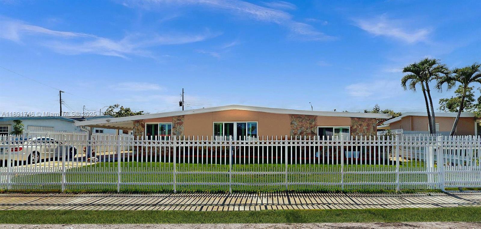 5010 111th Ave, Miami, Florida 33165