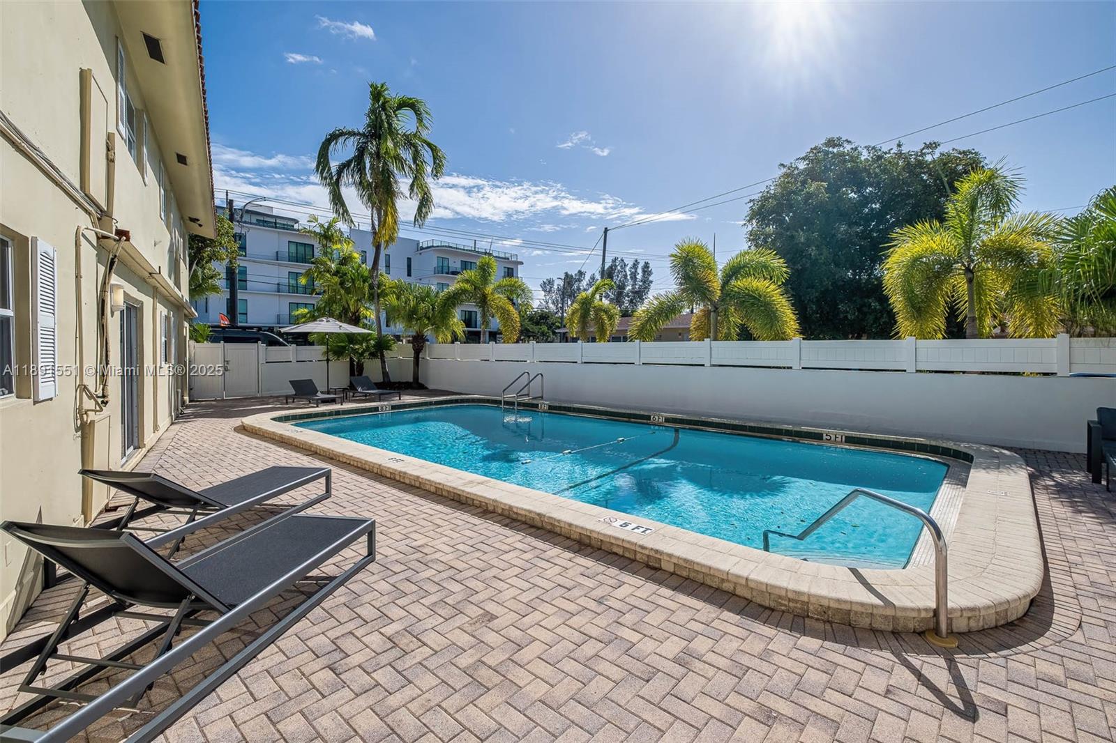 Property photo # 6