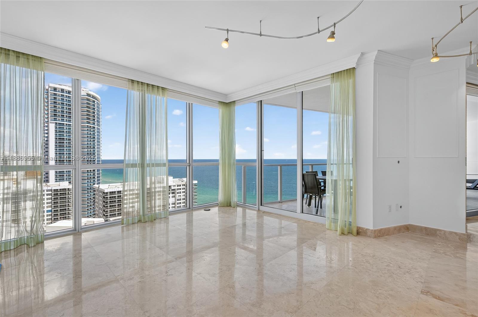 3101 Ocean Dr Unit 2403, Hollywood, Florida 33019