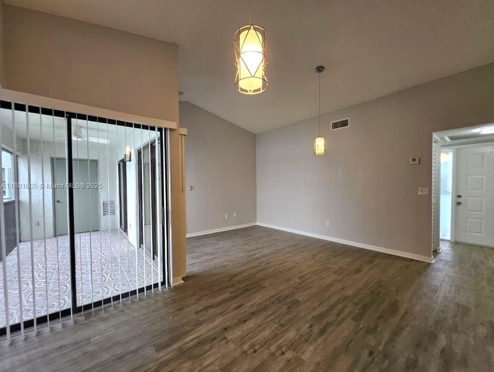 Property photo # 8