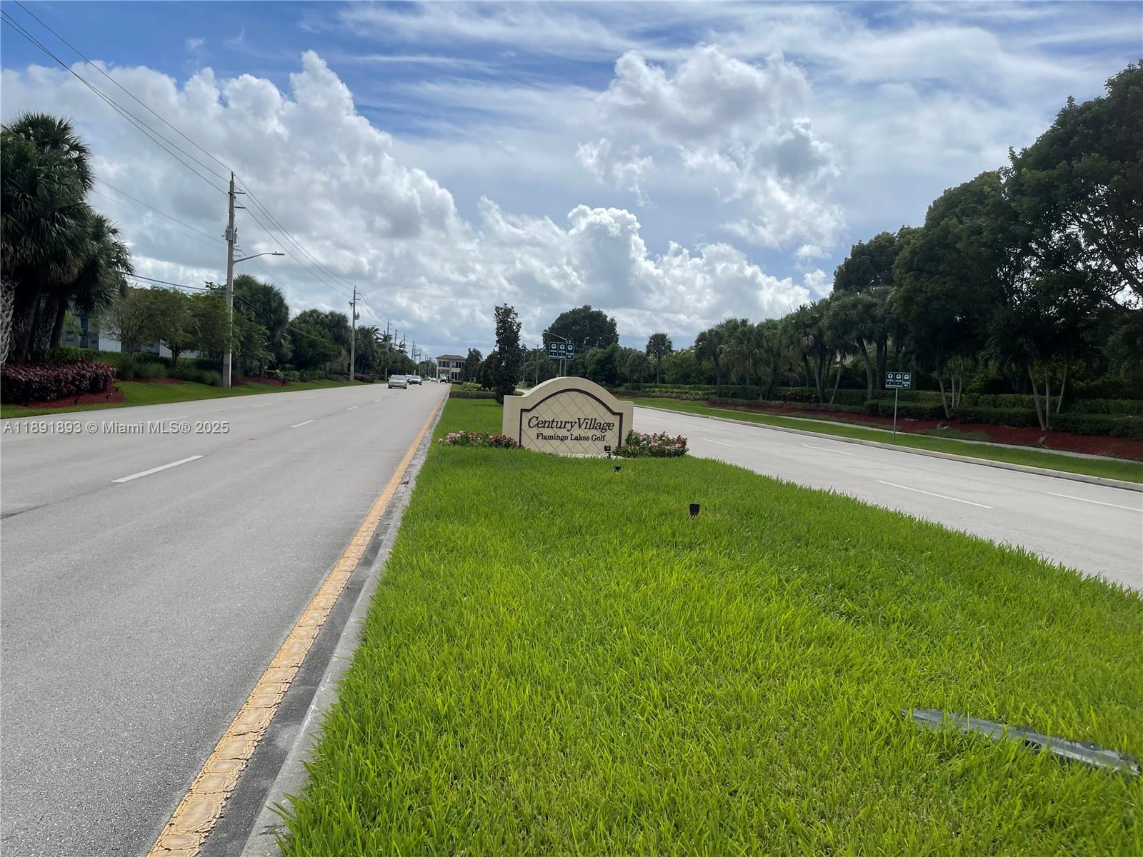 Suffolk At Century Villag