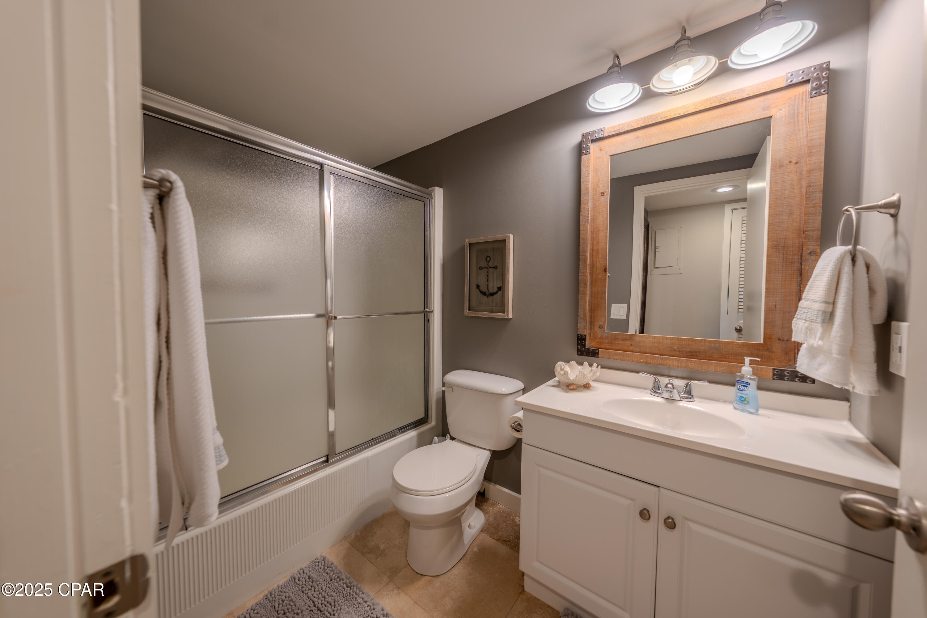 Srlxqikgaebqqvyjcpytncm3tafp18uk Rp_jbsmuxw