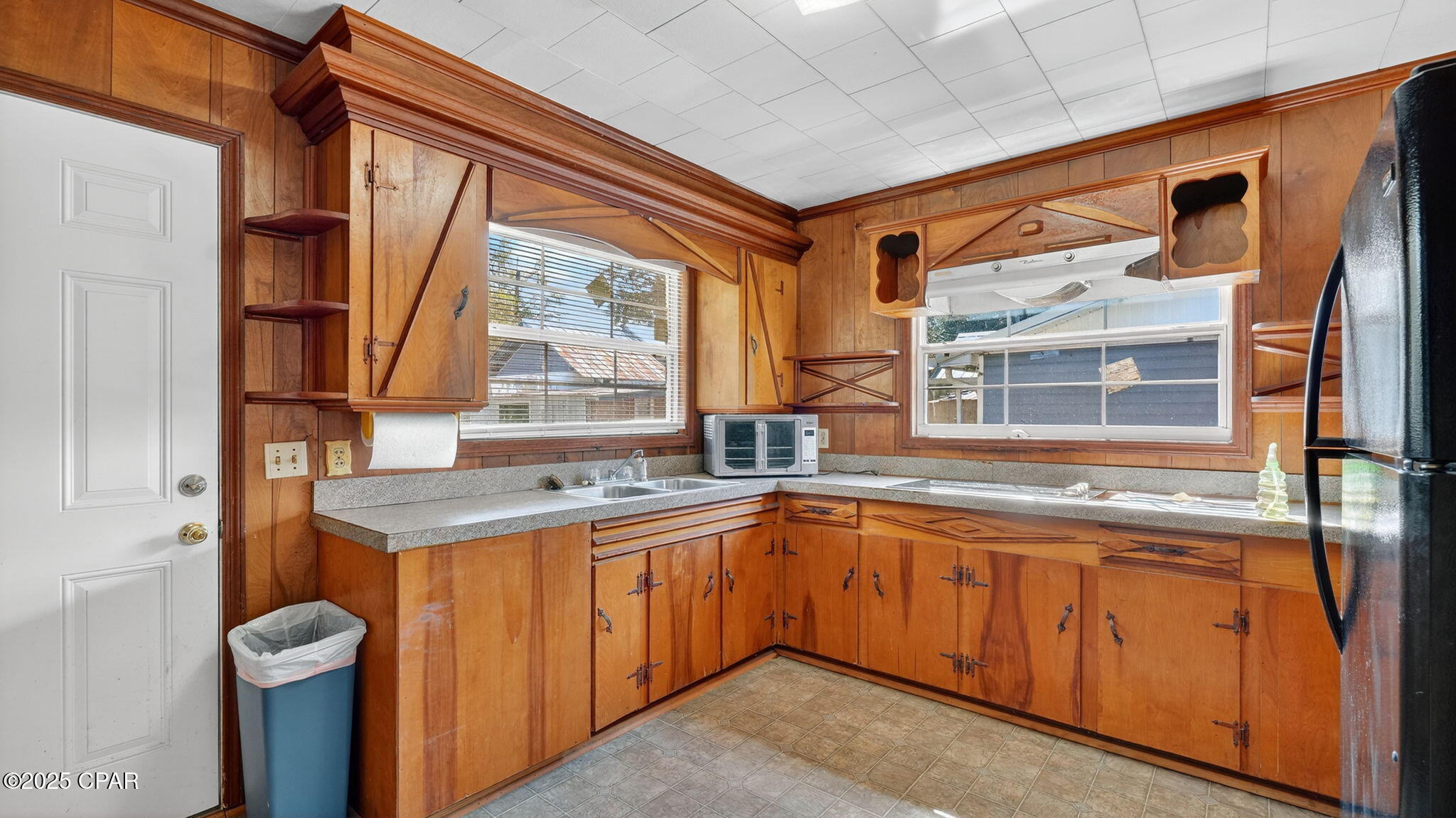 Image 20 For 176 Quail Avenue