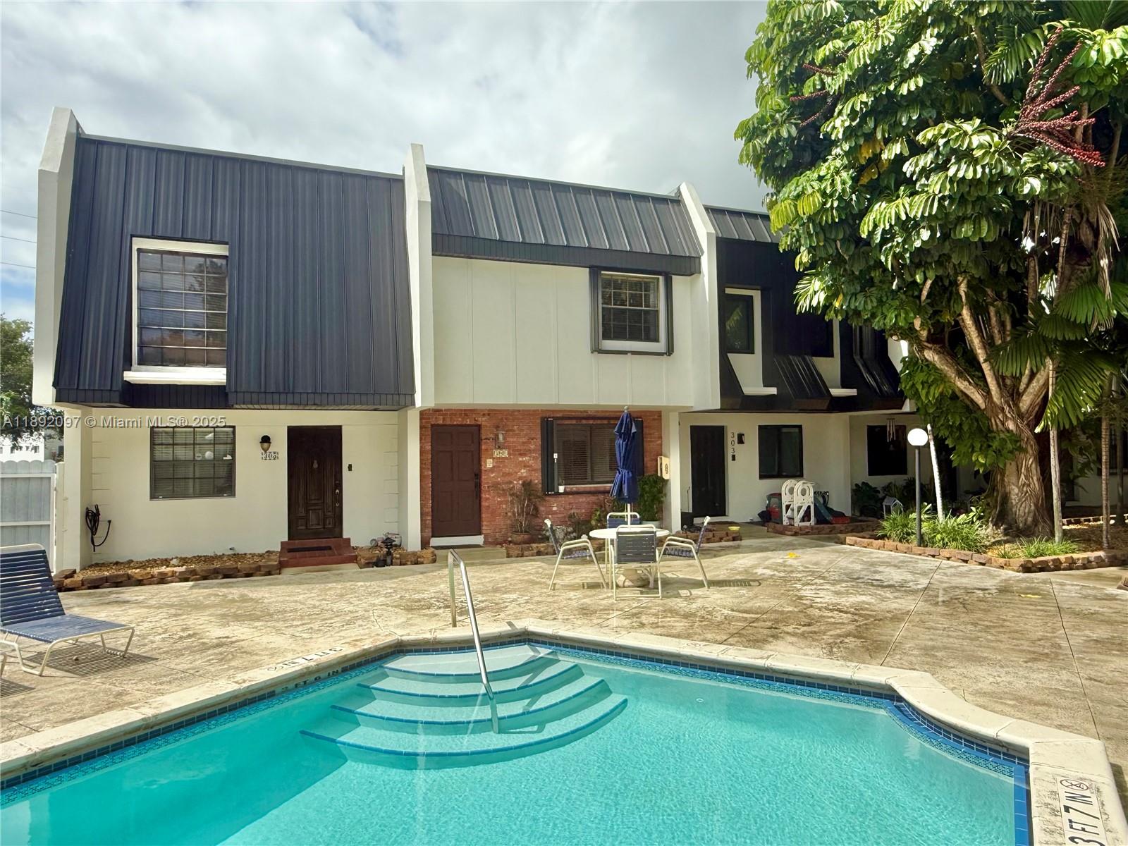 Miller Sixty-Seven Townho