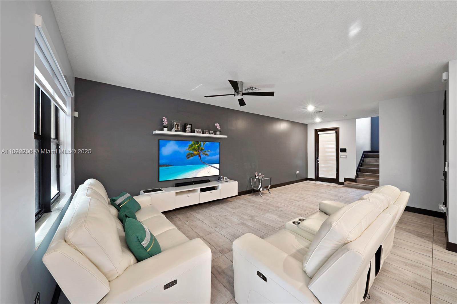 Property photo # 8
