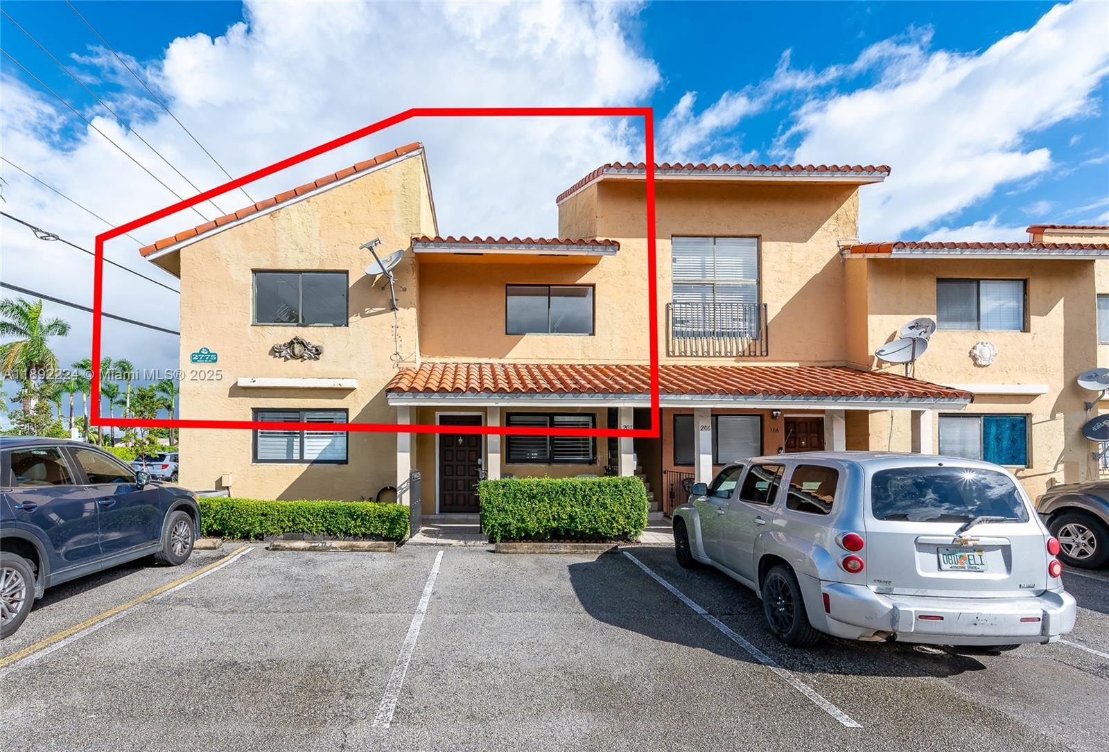2775 61st Pl Unit 207, Hialeah, Florida 33016