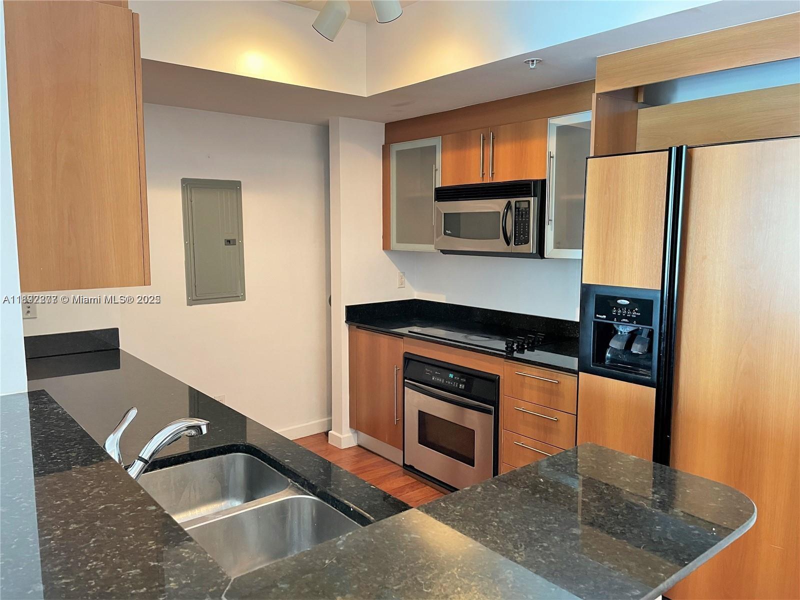 Property photo # 9
