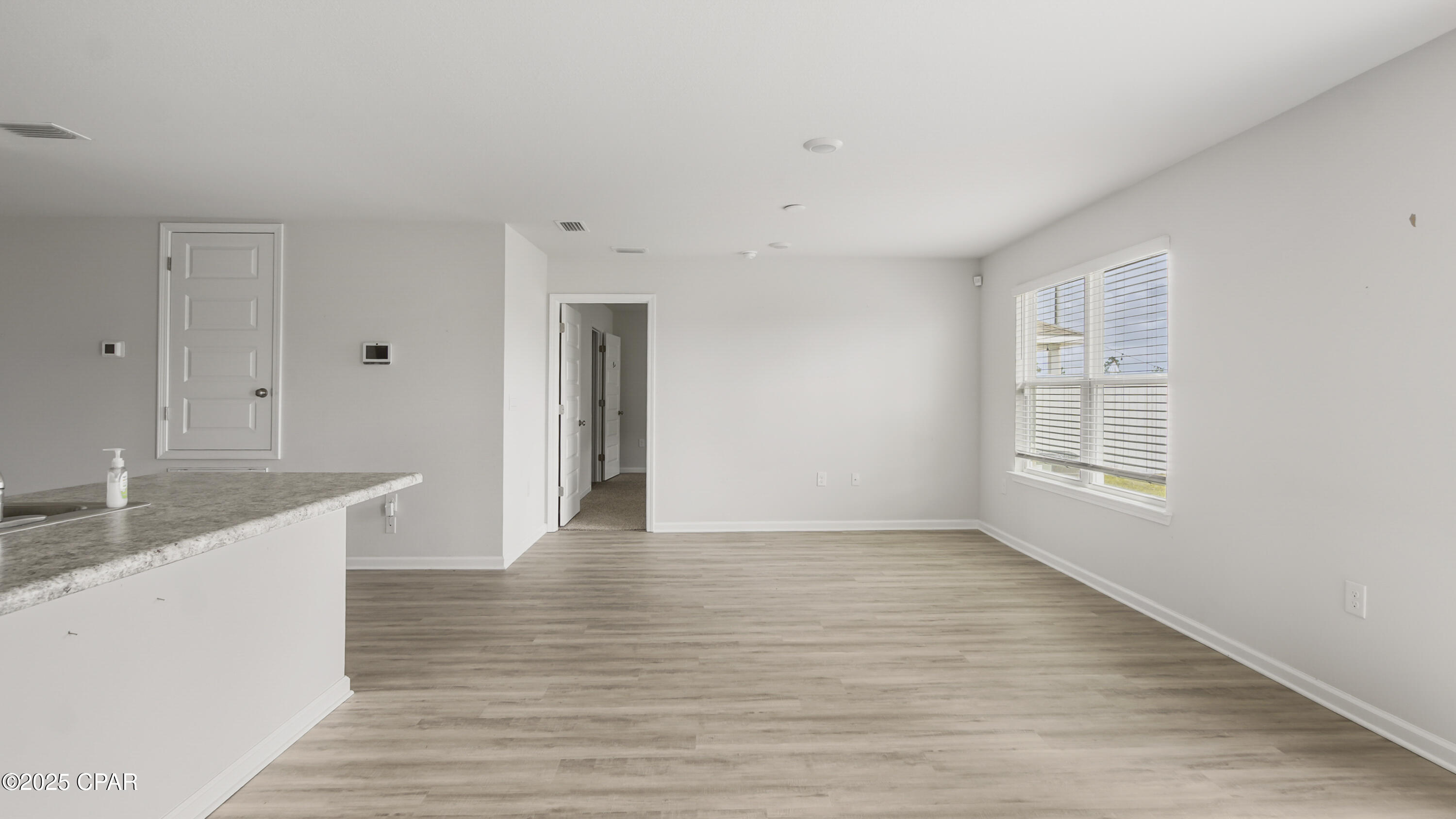 Jp_ys1_uzaklakfwrvuqrkzriyzbrarfeskievr73qg