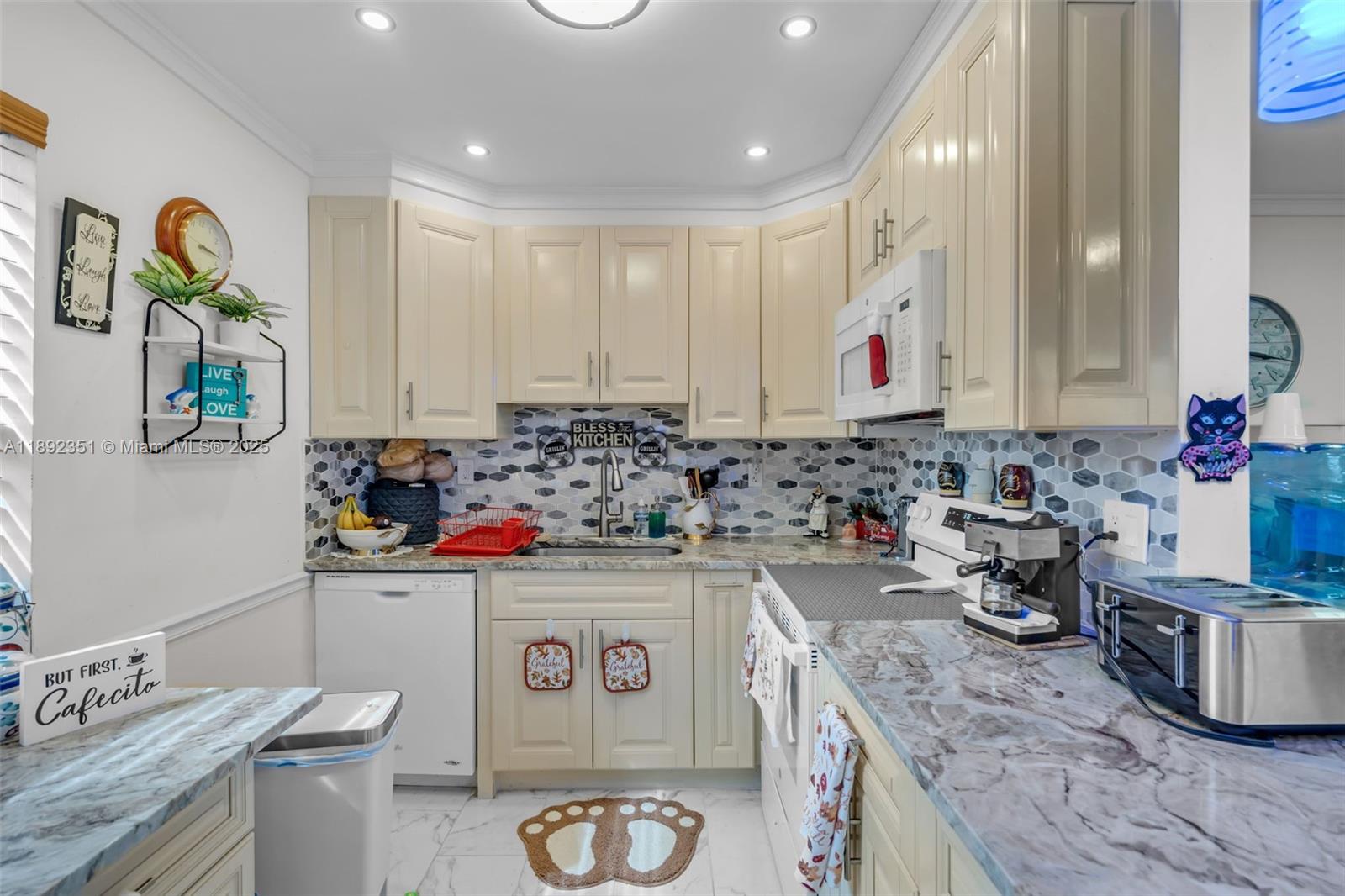 Kings Point Normandy Cond