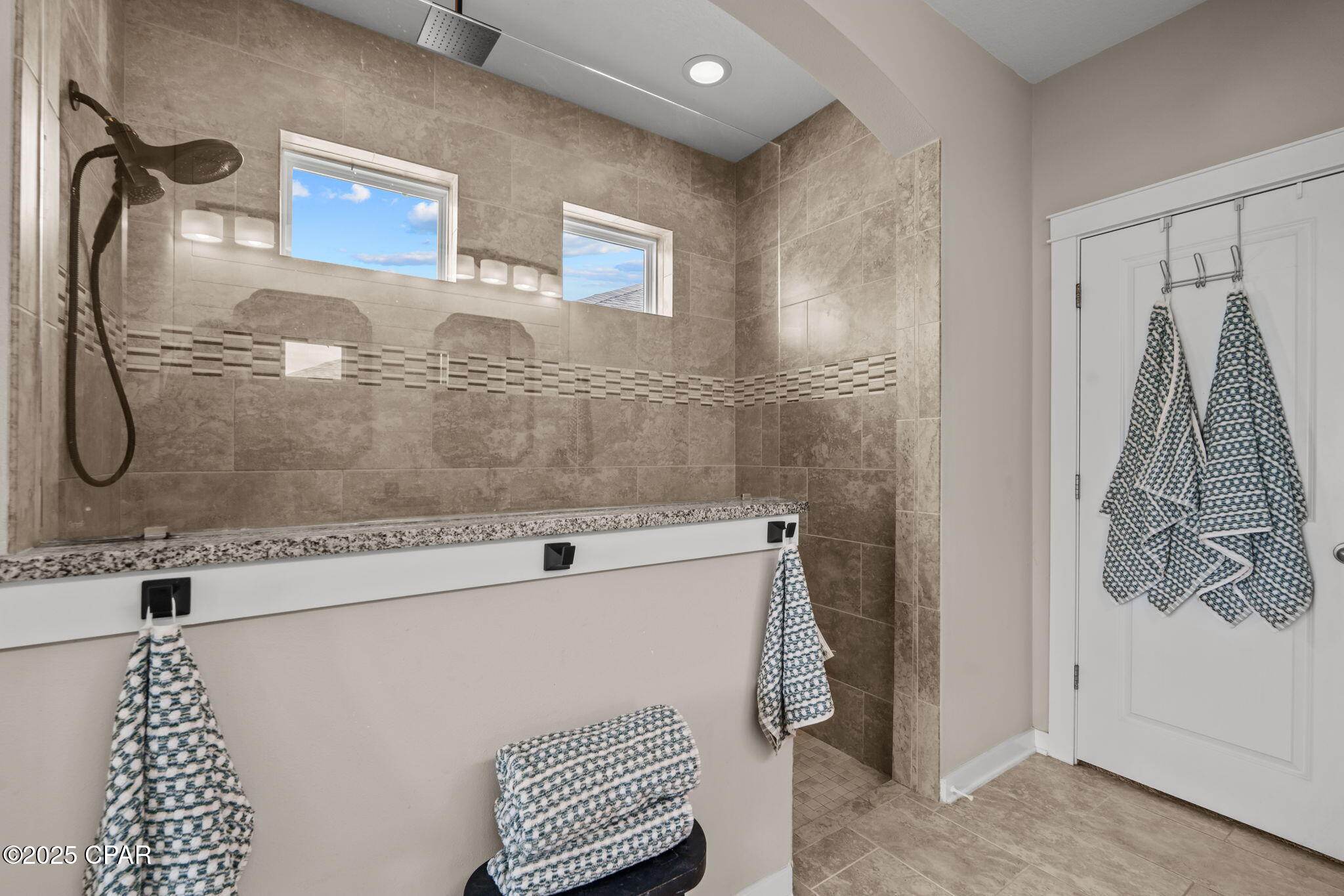 Kqcagheds3ycsxy773j63iwfl Uhpjaenoutkuav3rk