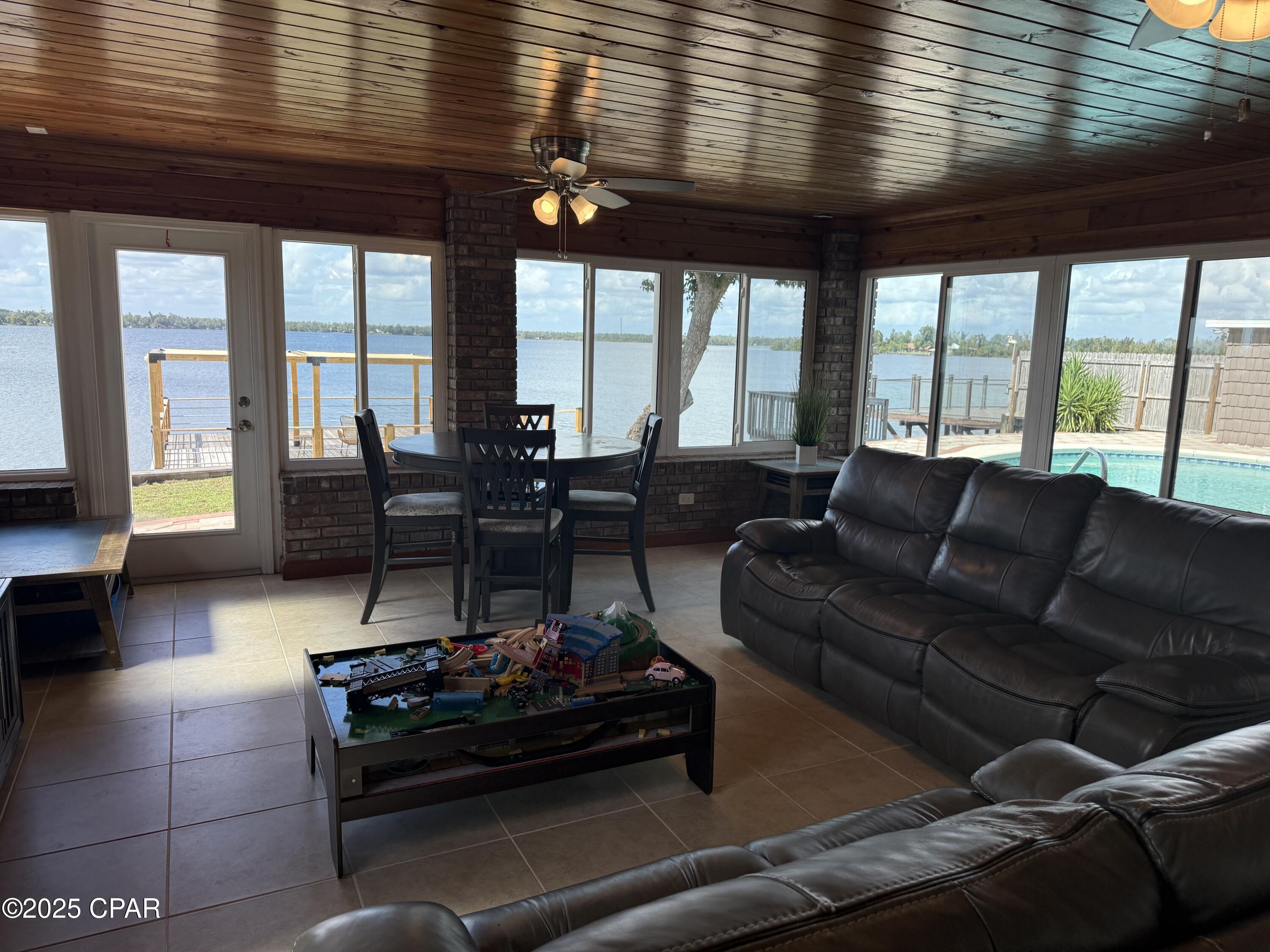 Ejxc4om3f3s7xz Ljym2pkrqsm7v6rn Oqv0kyif0tk