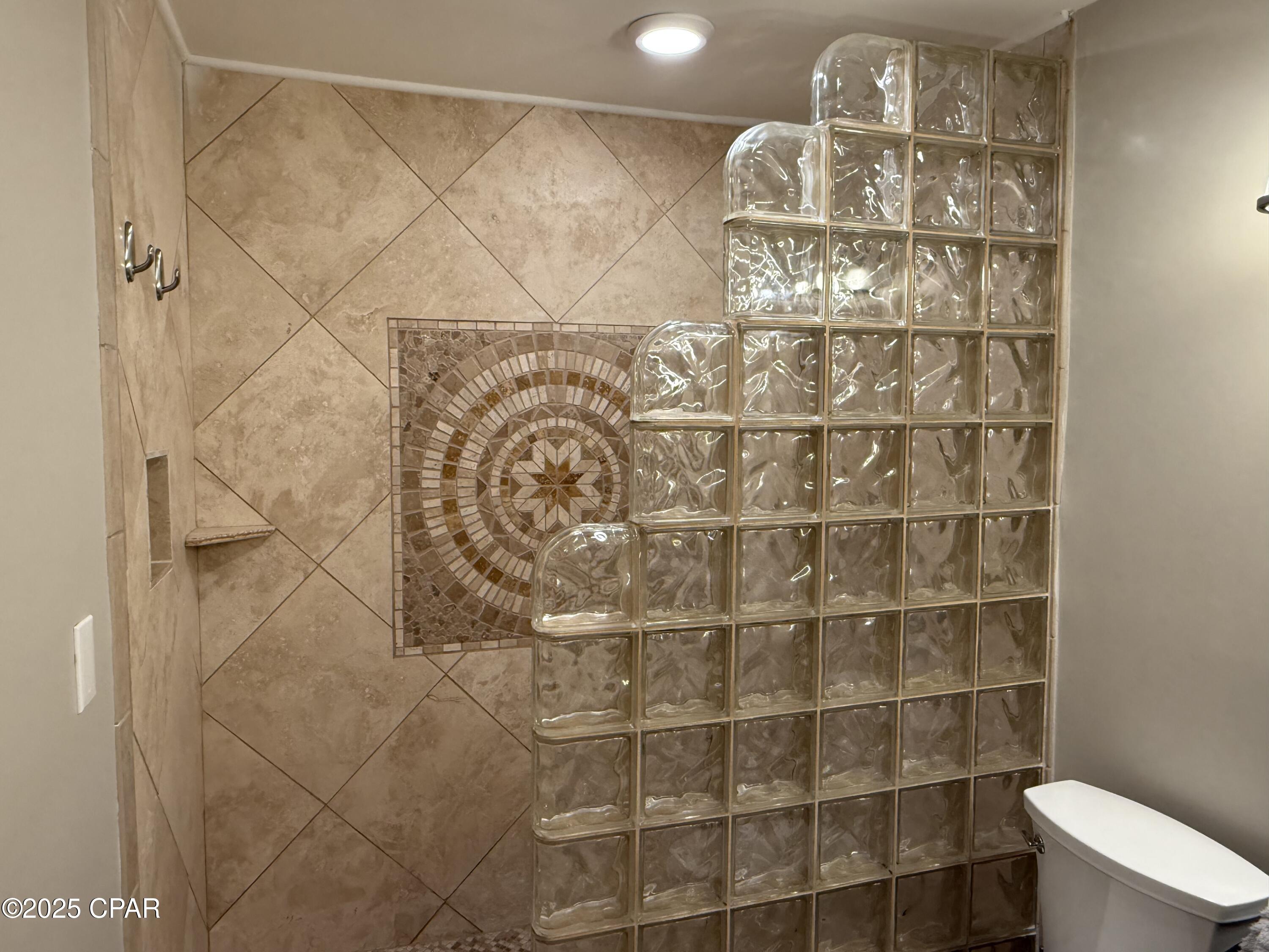 Go7ym4a7c_ Qcmbfhwwxvxpy3t7sp973s6a3vmrm7qq