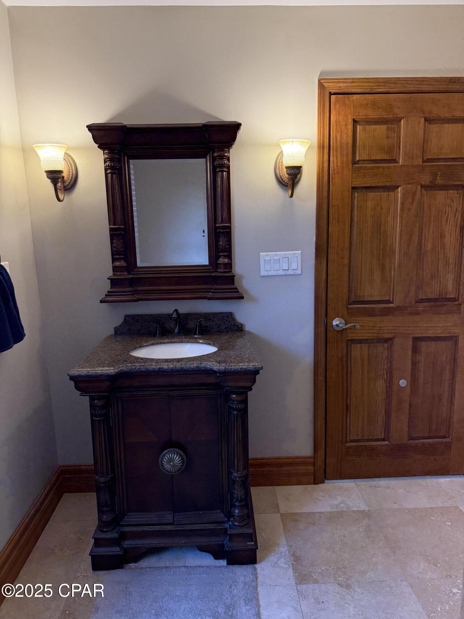 Jkudadx0jytf8wzeuif4x_a62cyethuclqlof87tx24