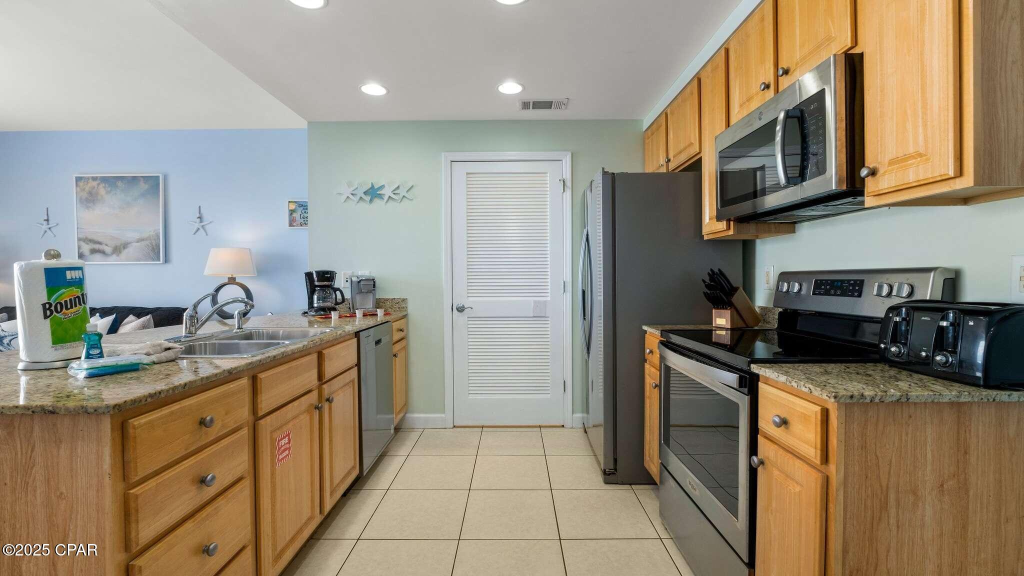 Image 7 For 17729 Front Beach Road 804e