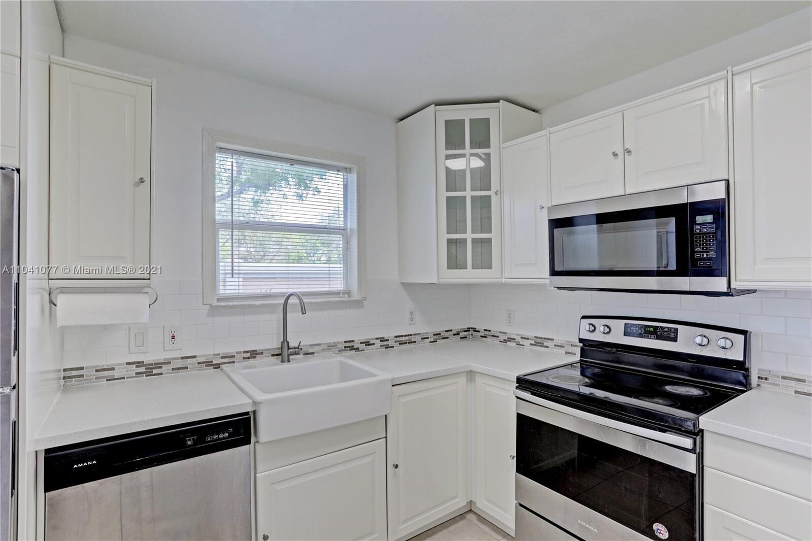 3810 Jog Road Unit 106, West Palm Beach, Florida 33411